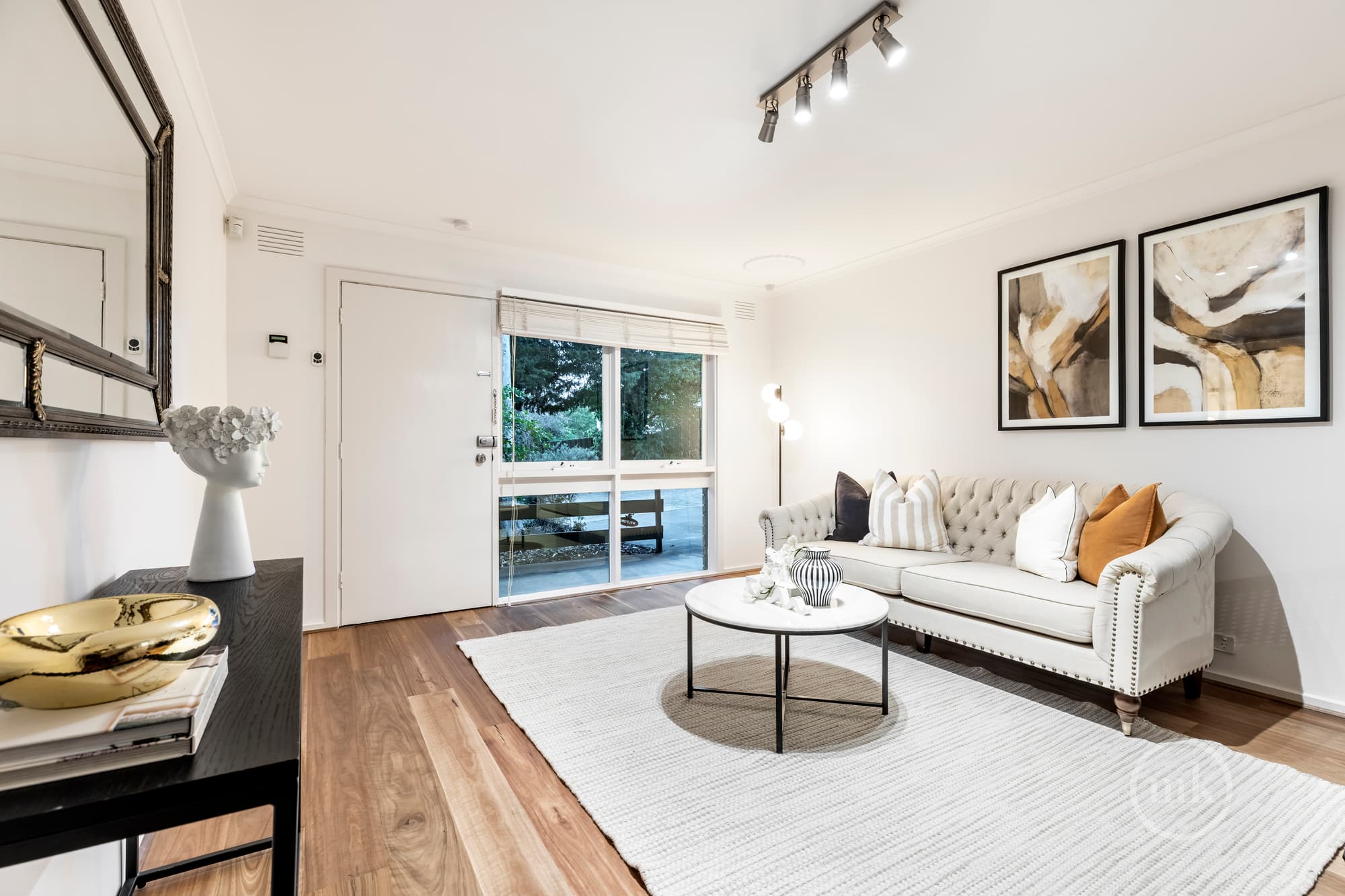 3/12 Parkview Avenue, Greensborough, Greensborough - Thumbnail 3