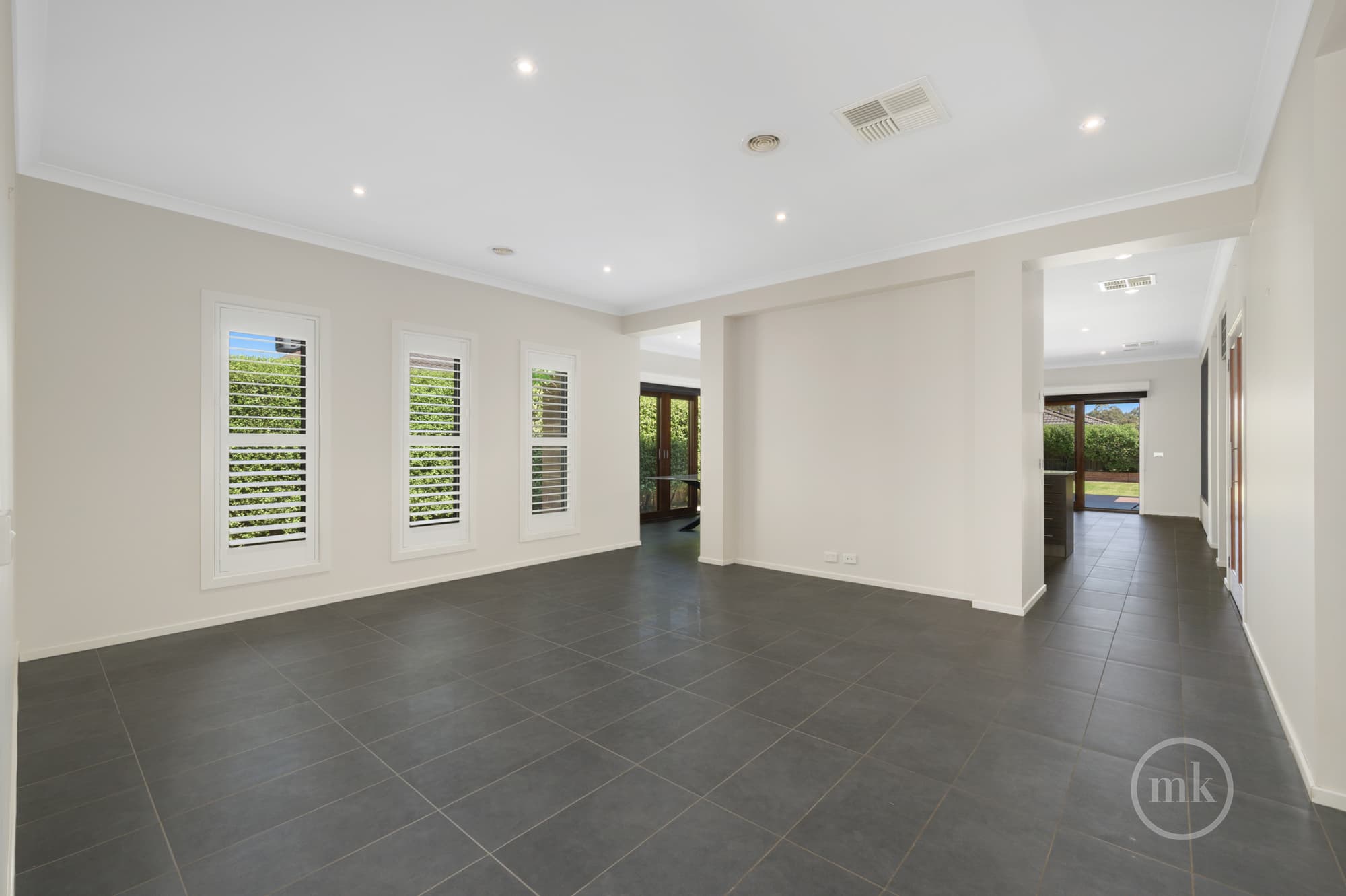 Mernda, Mernda - Thumbnail 4