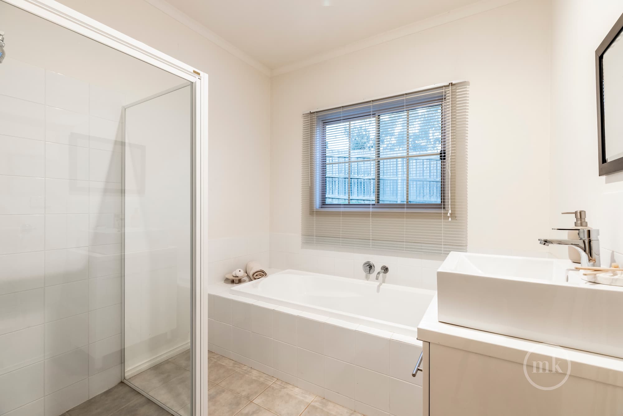 1 Diamond Views Drive, Diamond Creek, Diamond Creek - Image 1