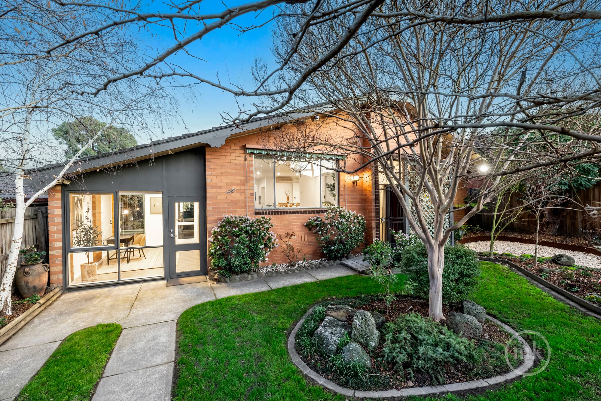 Greensborough, Greensborough - Thumbnail 2