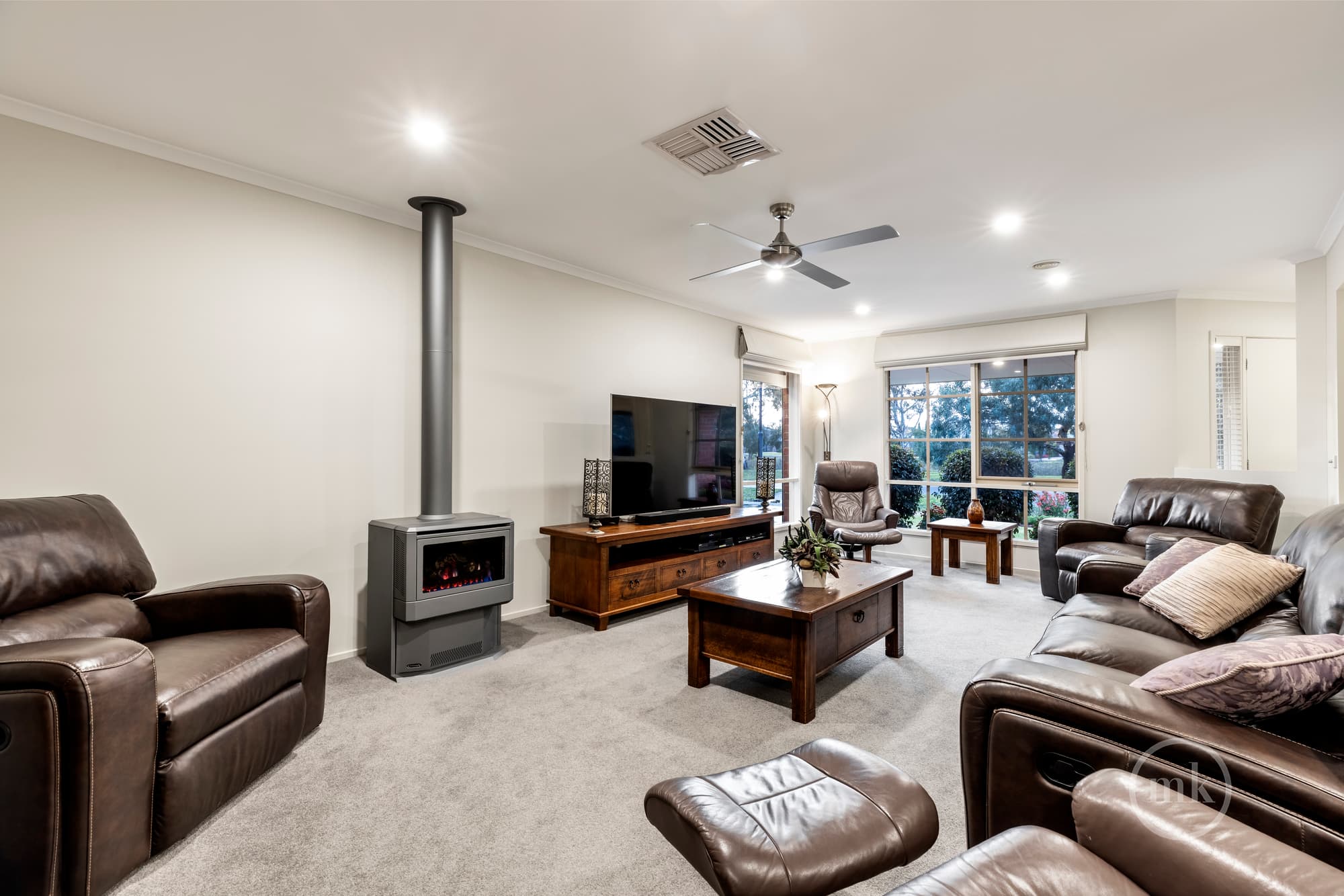 47 Hazel Glen Drive, Doreen, Doreen - Thumbnail 3