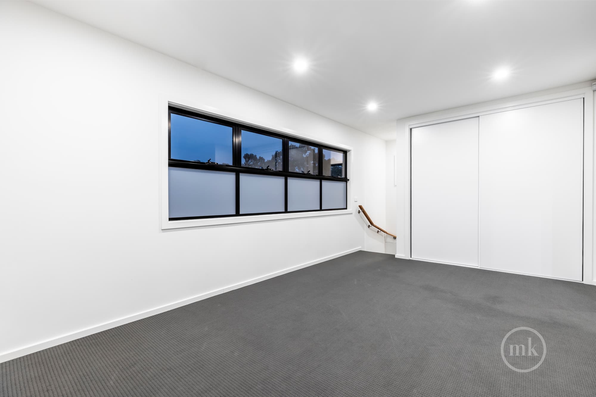 2/10 Kelvin Grove, South Morang, South Morang - Thumbnail 6