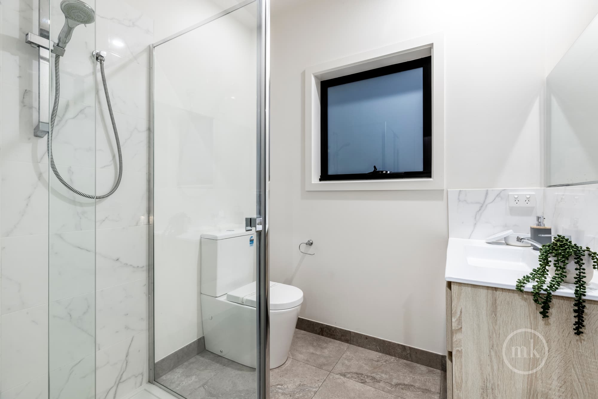 2/10 Kelvin Grove, South Morang, South Morang - Thumbnail 8