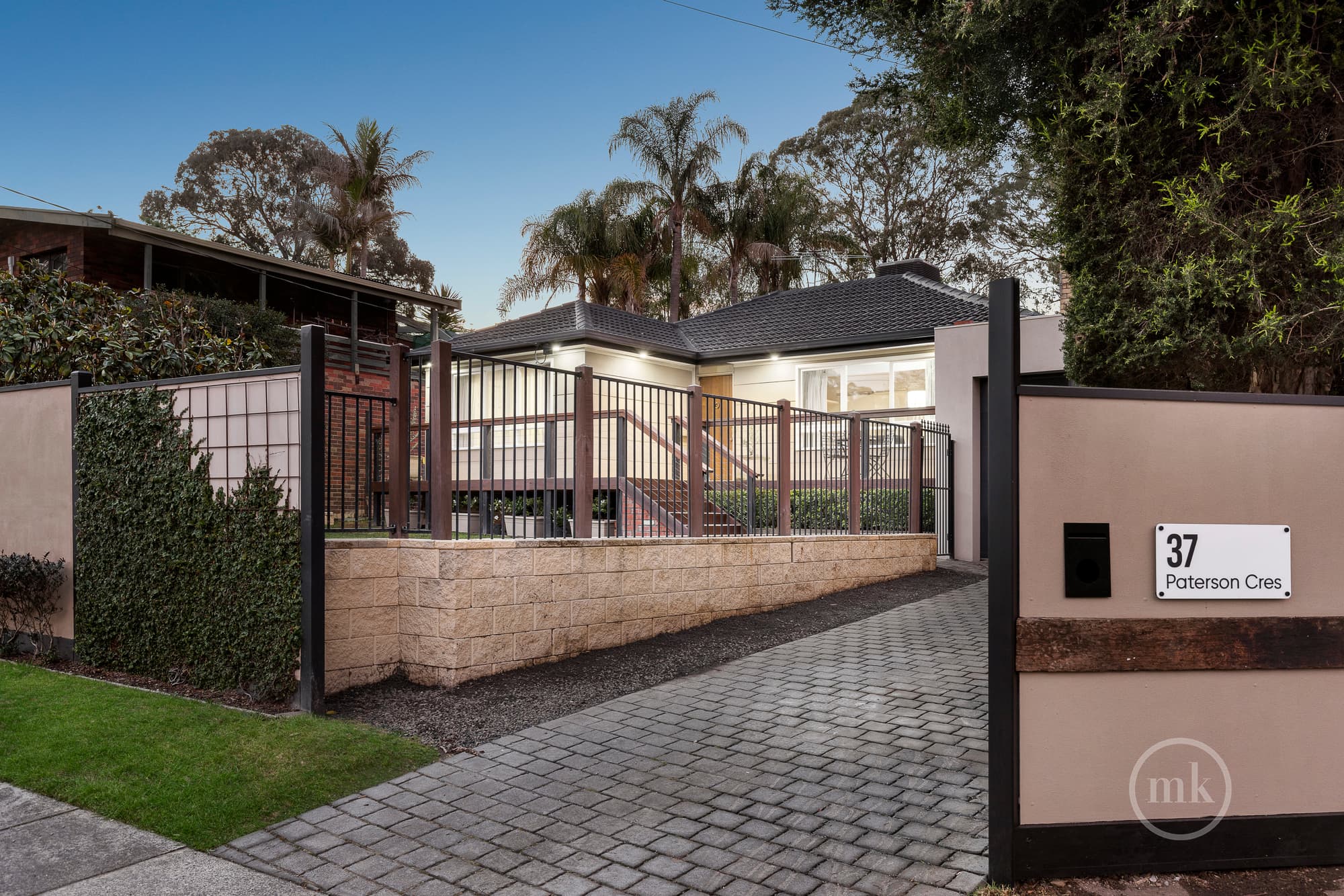 Greensborough, Greensborough - Thumbnail 2