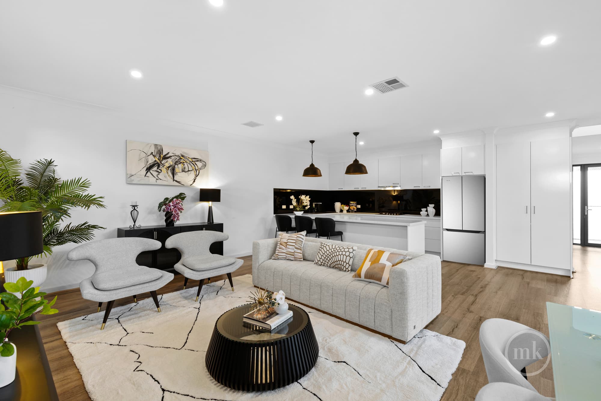 Greensborough, Greensborough - Thumbnail 3