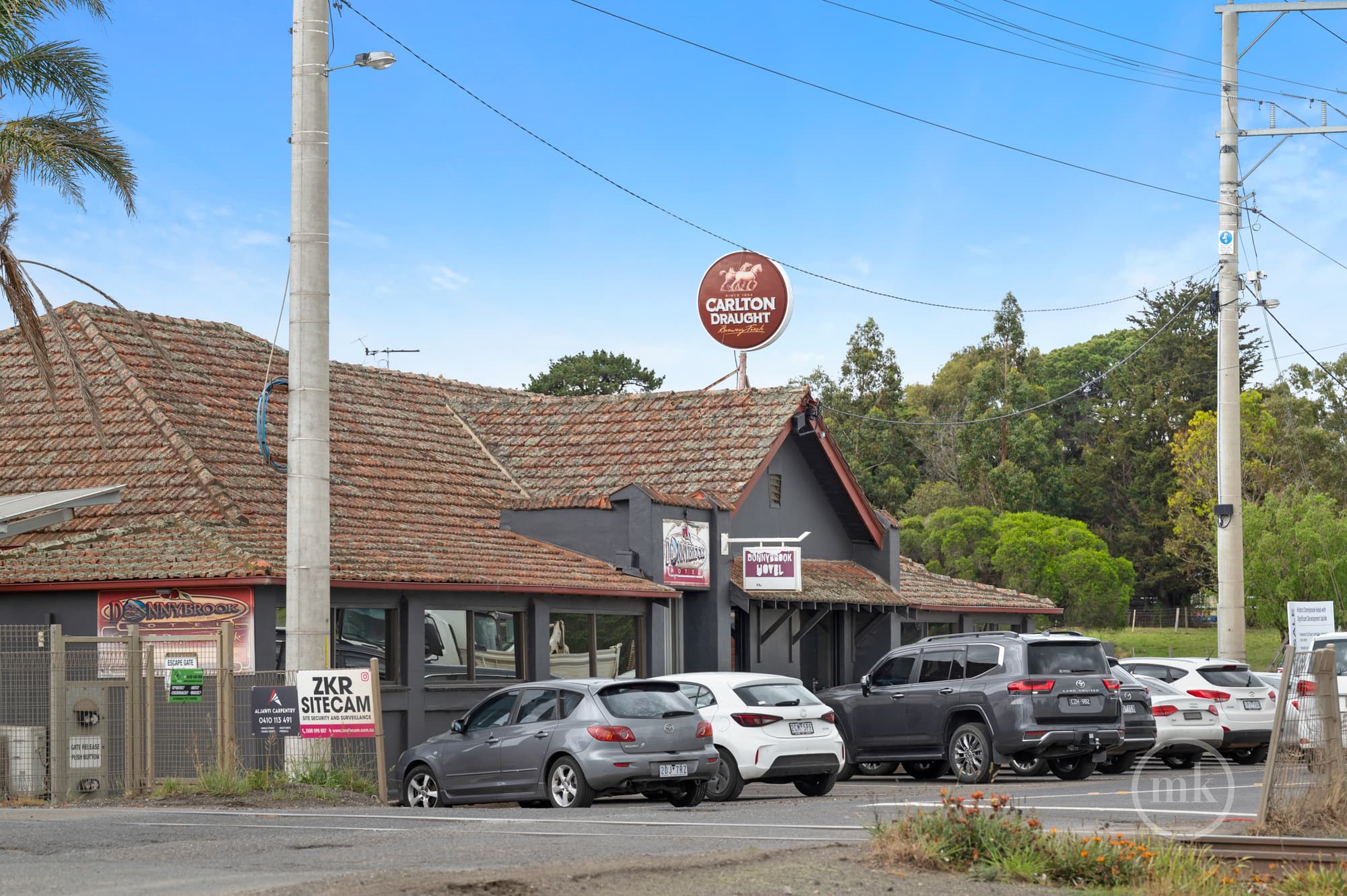 Donnybrook, Donnybrook - Image 1