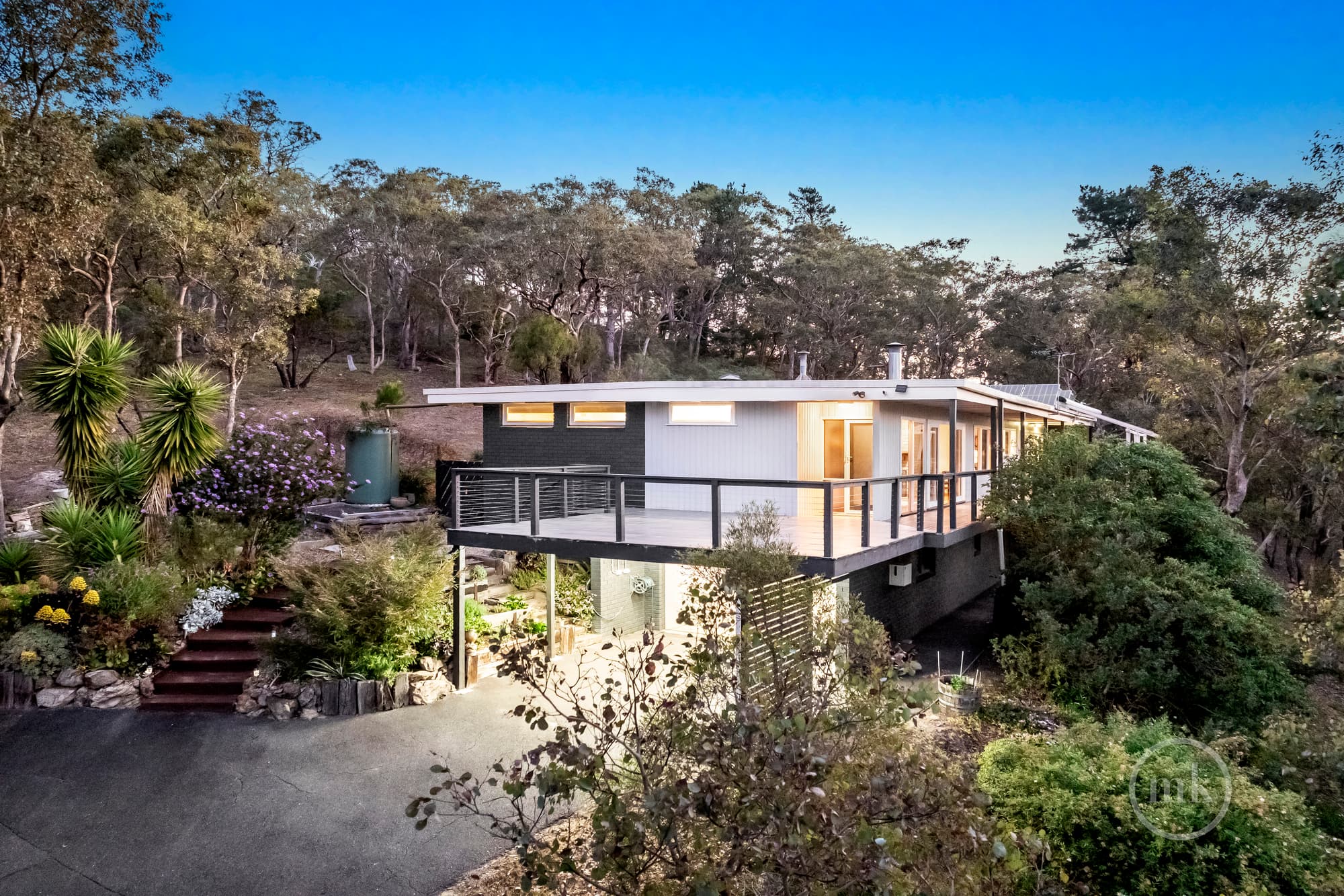Hurstbridge, Hurstbridge - Thumbnail 2