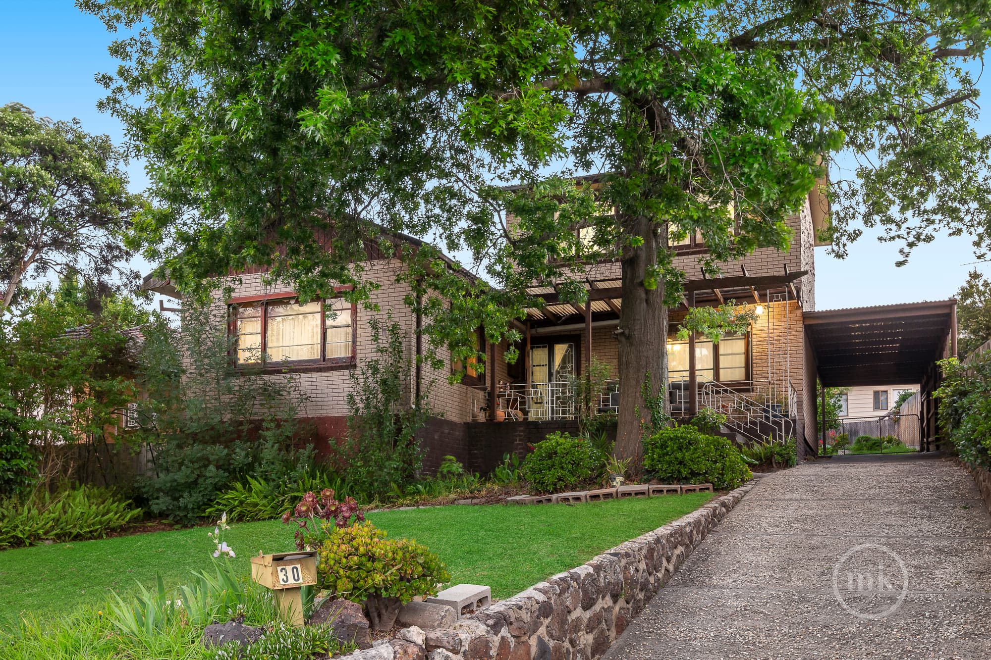 Greensborough, Greensborough - Thumbnail 2