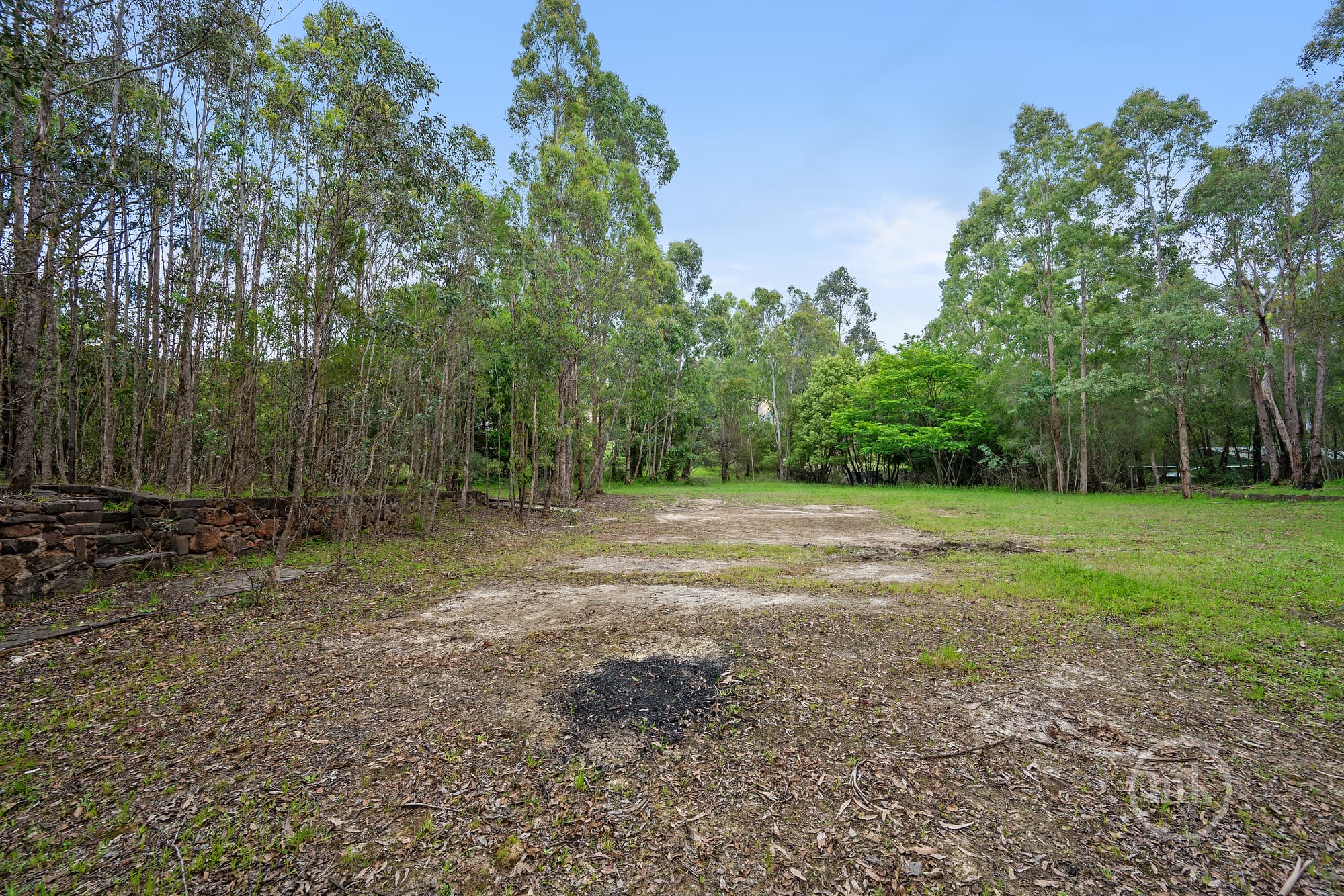 Strathewen, Strathewen - Image 1