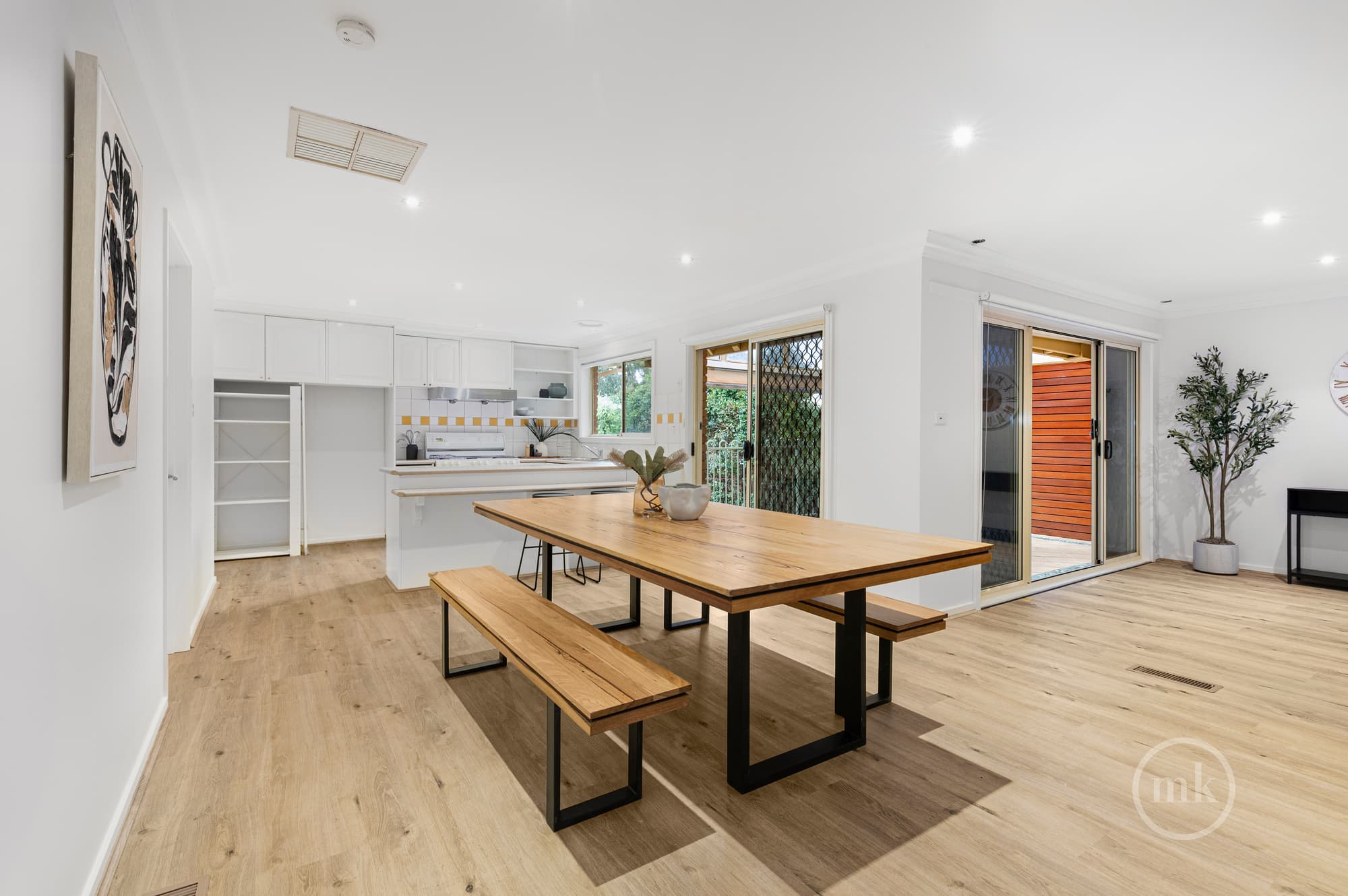 Greensborough, Greensborough - Thumbnail 4