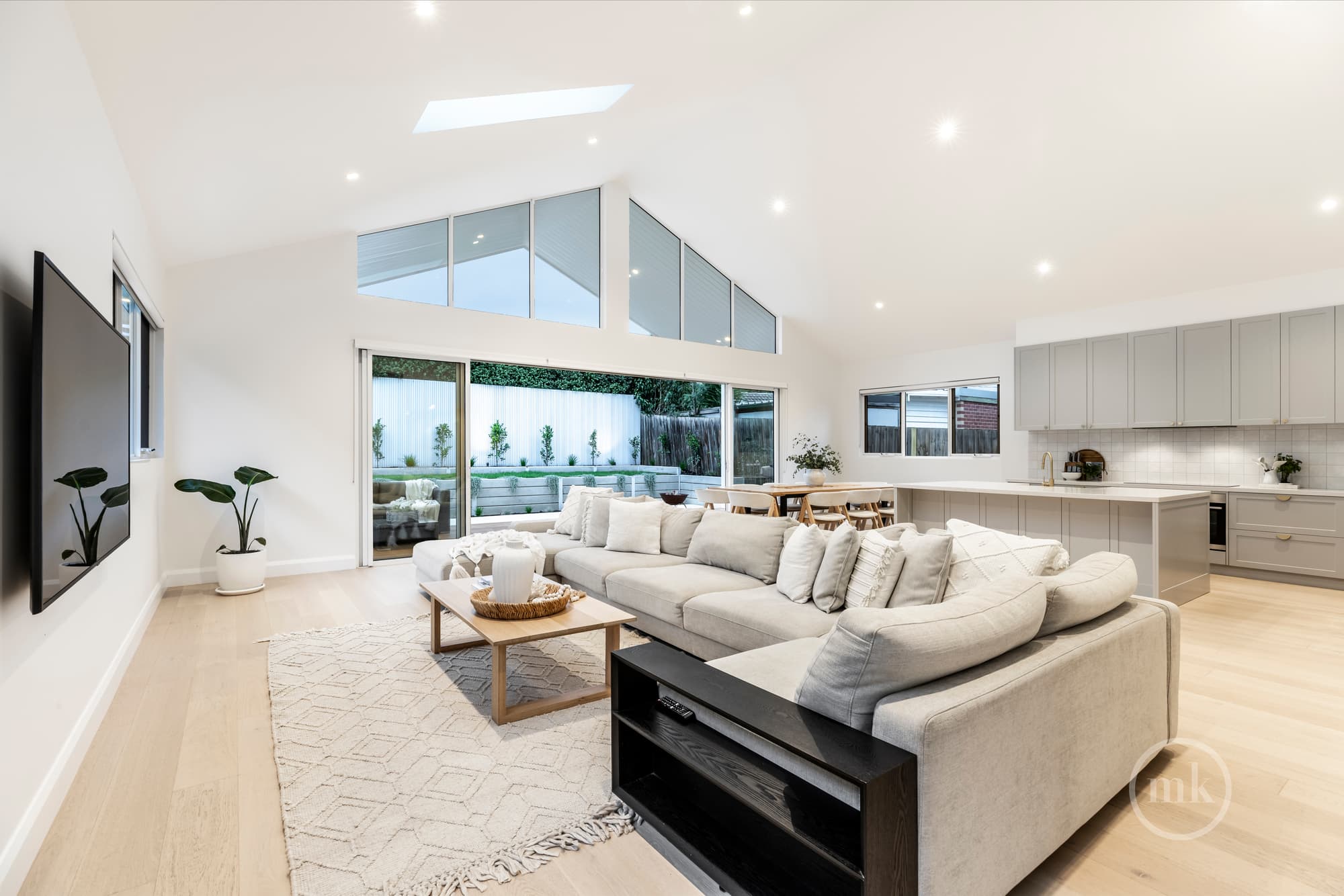 Greensborough, Greensborough - Thumbnail 4