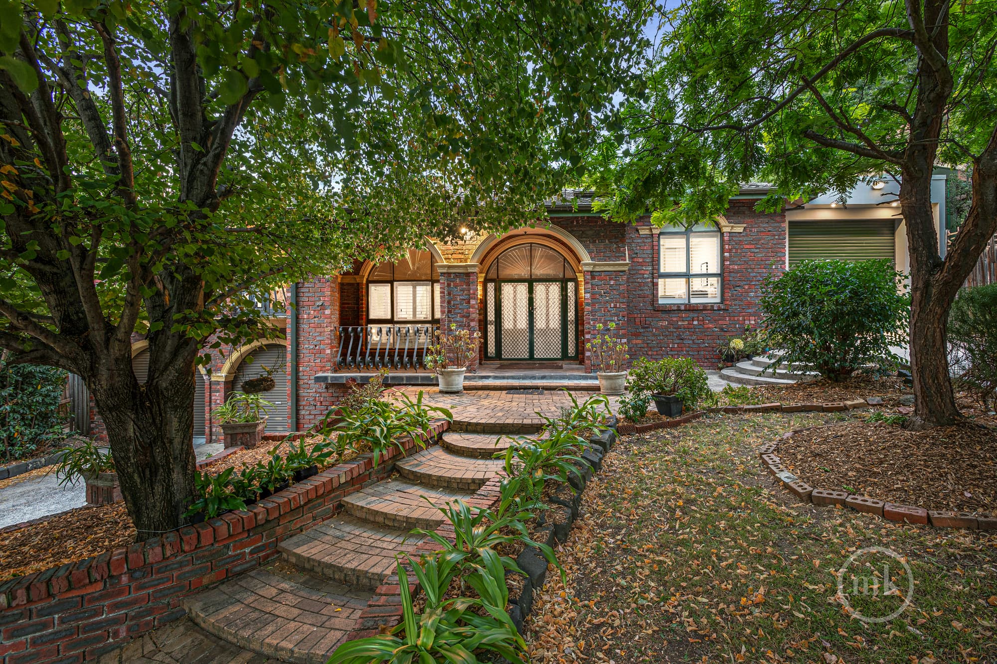 Greensborough, Greensborough - Thumbnail 2