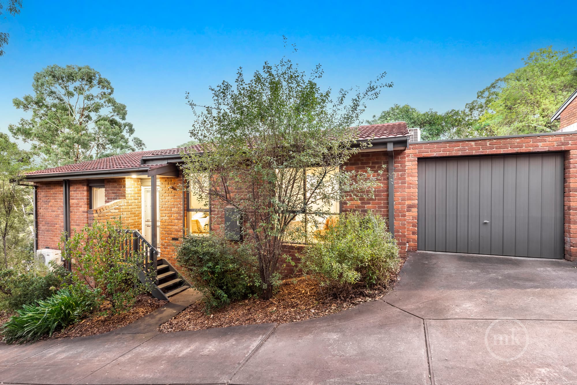 1/9 Paton Street, Montmorency, Montmorency - Thumbnail 2