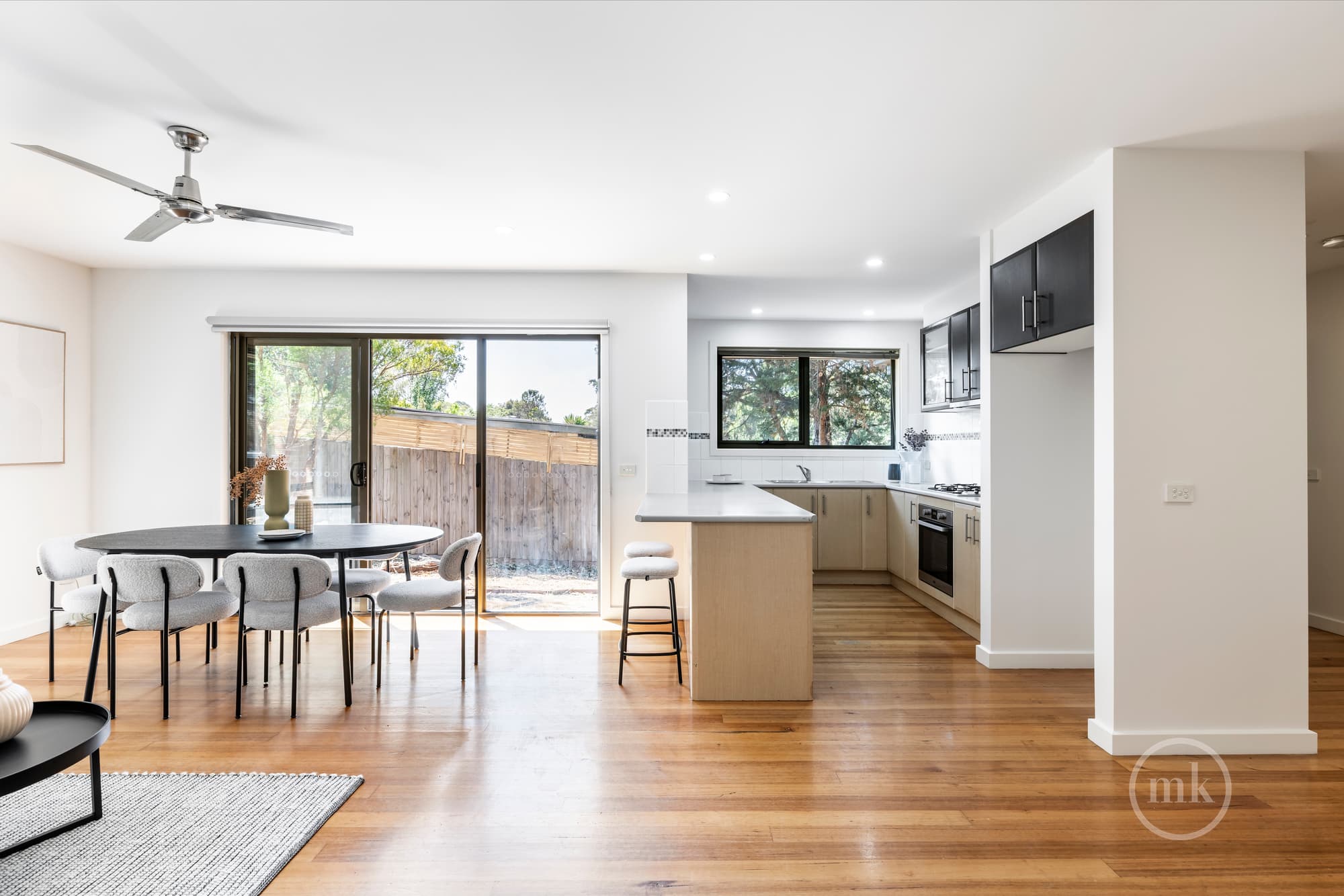 2/62 Medbury Avenue, Greensborough, Greensborough - Thumbnail 4