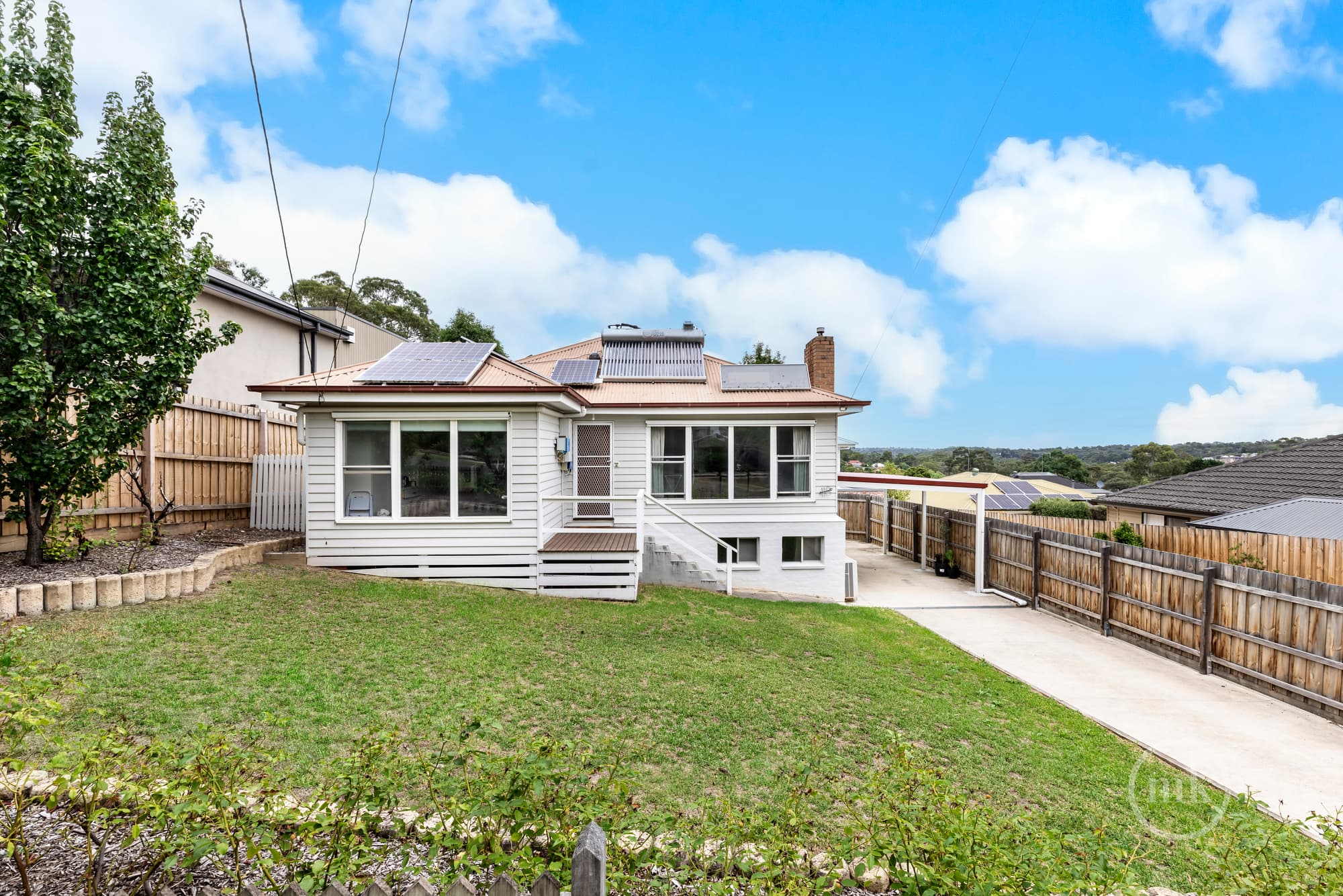 1/118 Bridge Street, Eltham, Eltham - Thumbnail 2