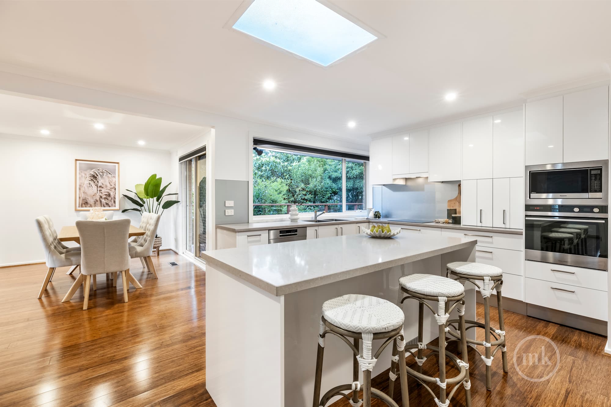 Greensborough, Greensborough - Thumbnail 2