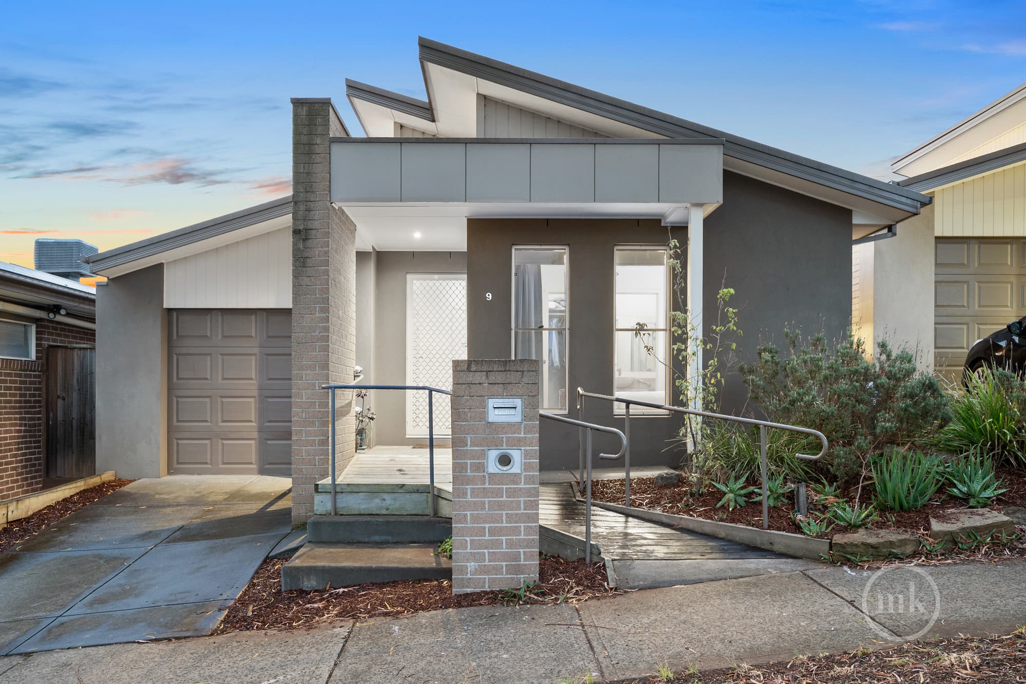 9 Besra Drive, Doreen, Doreen - Thumbnail 2