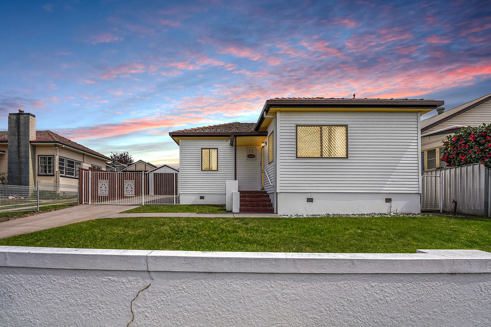 17 McLachlan Street, Orange, Orange - Image 1