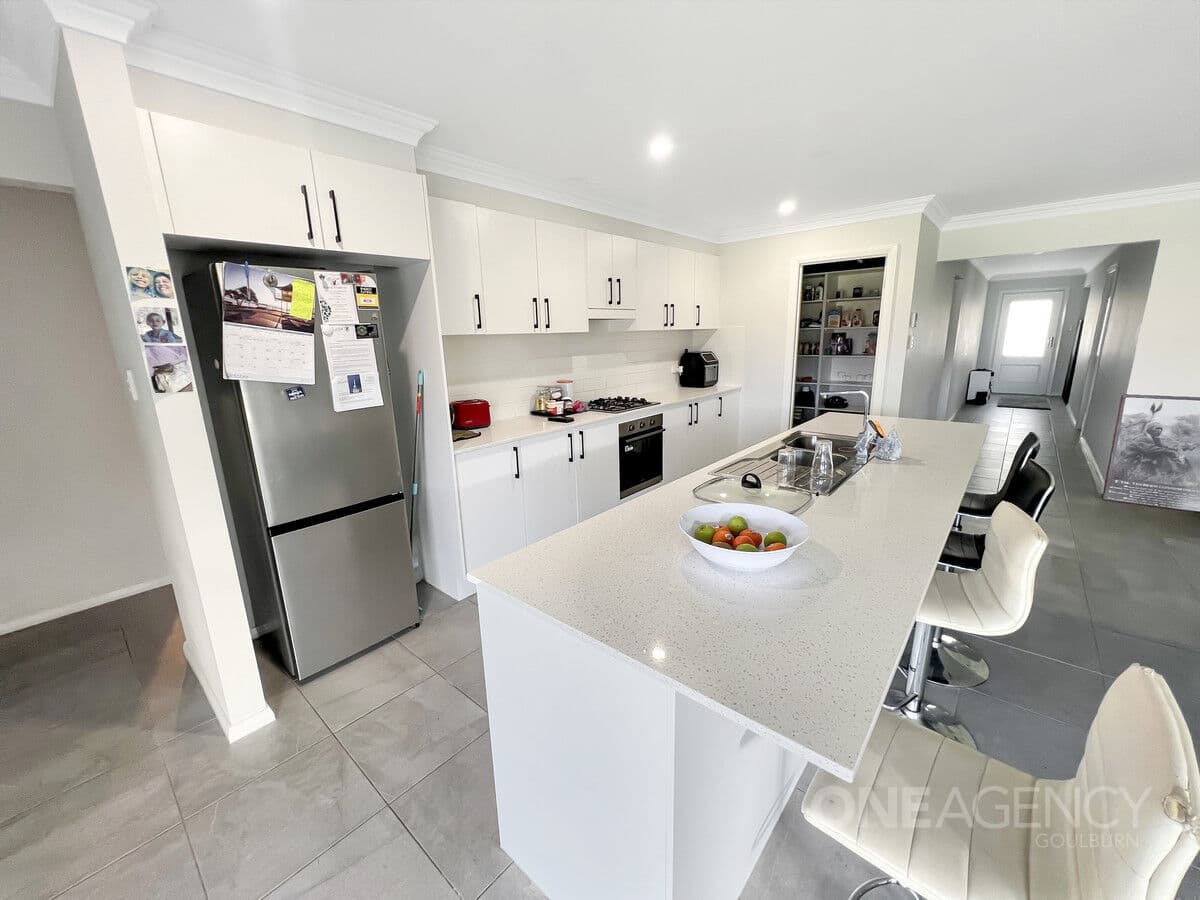22 Roebuck Street, Goulburn, Goulburn - Thumbnail 3