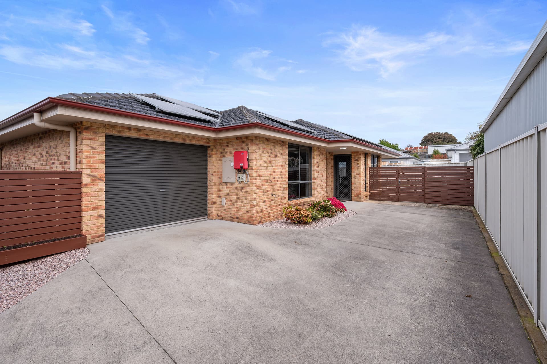 2/11A Middle Road, Devonport, Devonport - Image 1