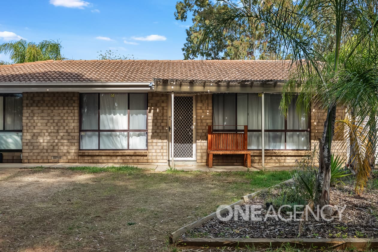 16 Swinstead Crescent, Salisbury North, Salisbury North - Thumbnail 2