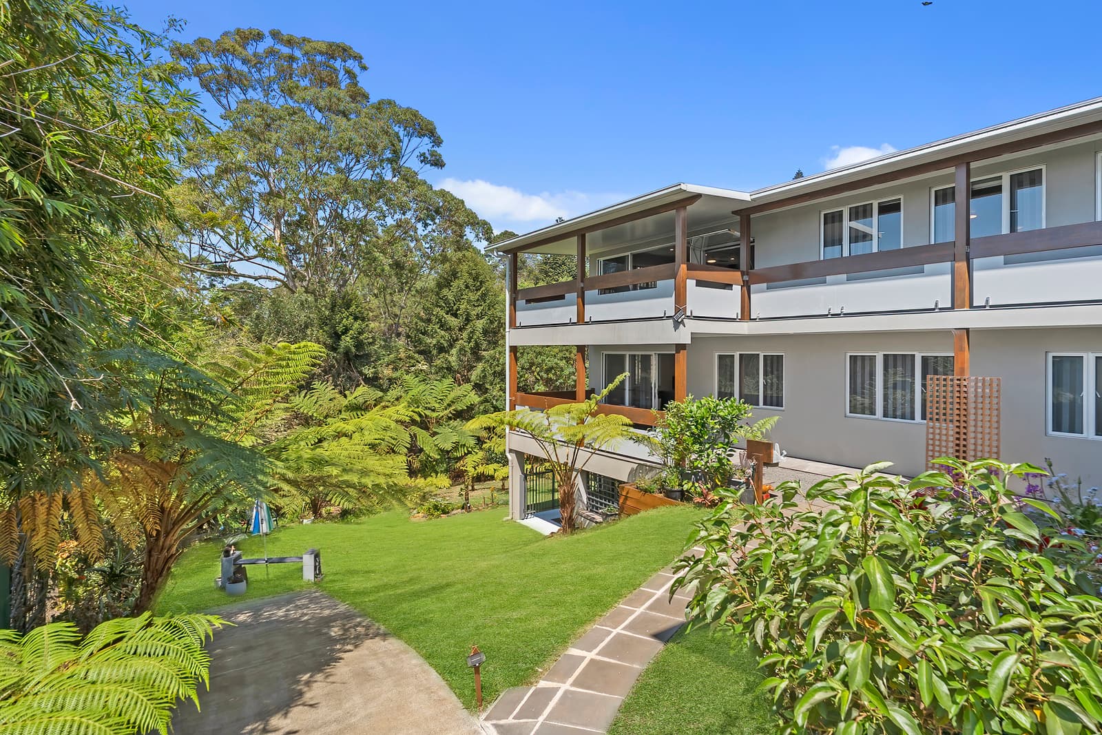 8 Ribbonwood Avenue, Maleny, Maleny - Thumbnail 2