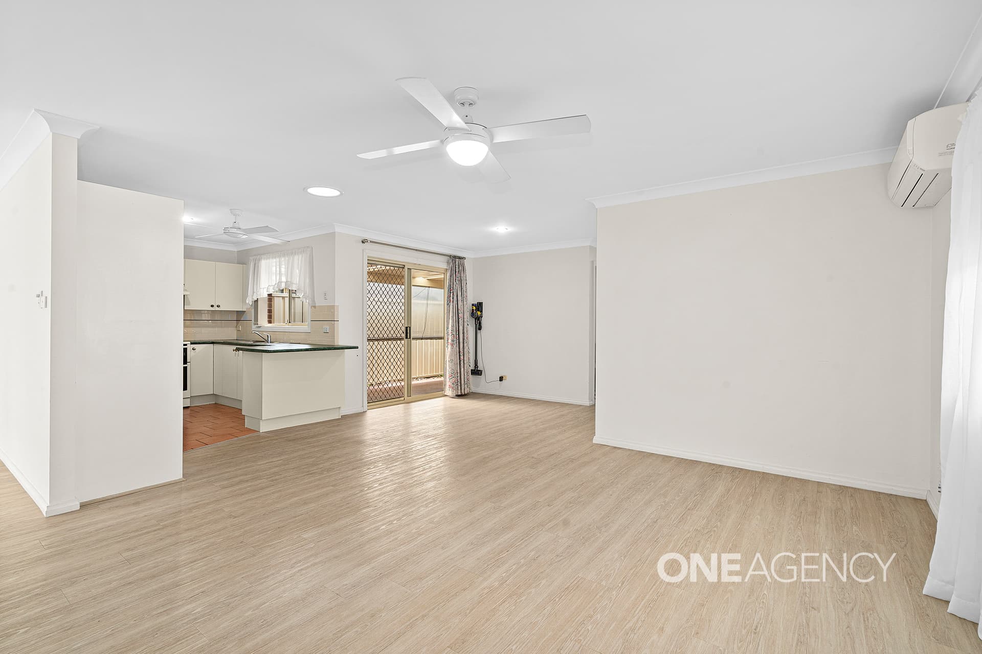 10 Regent Place, Bomaderry, Bomaderry - Thumbnail 3