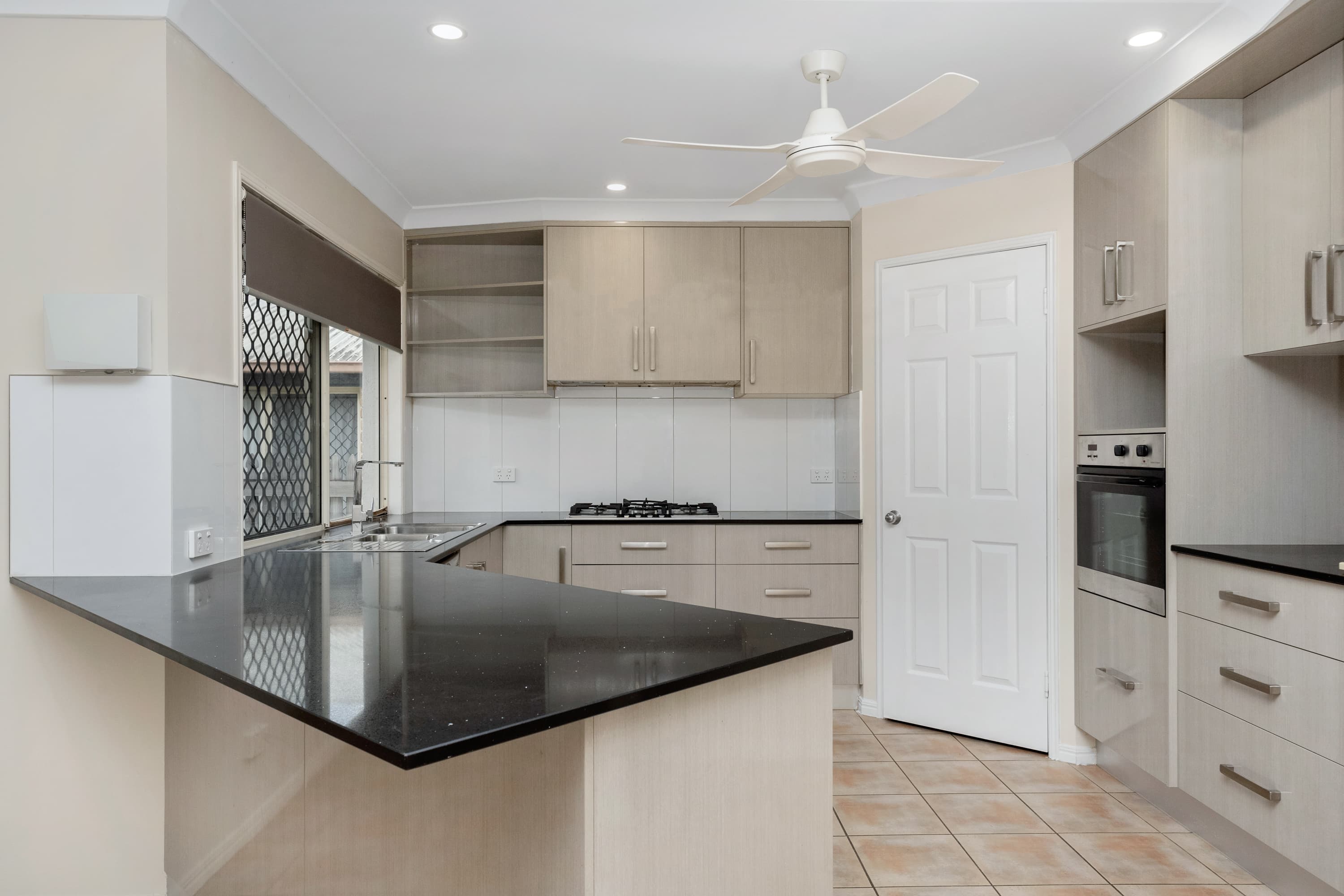 23 Riverbend Drive, Douglas, Douglas - Thumbnail 2