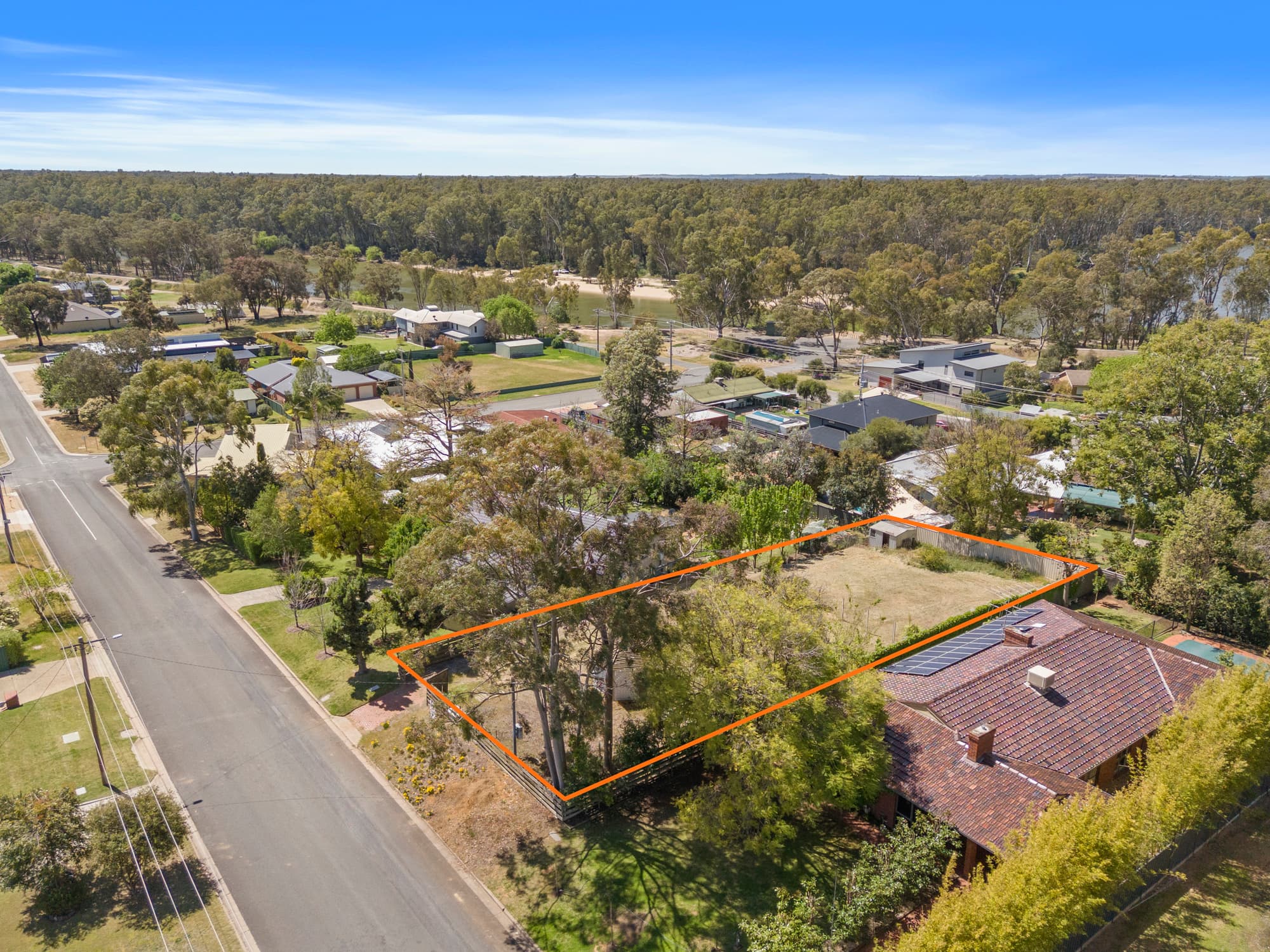 22 Cooray Street, Cobram, Cobram - Thumbnail 2