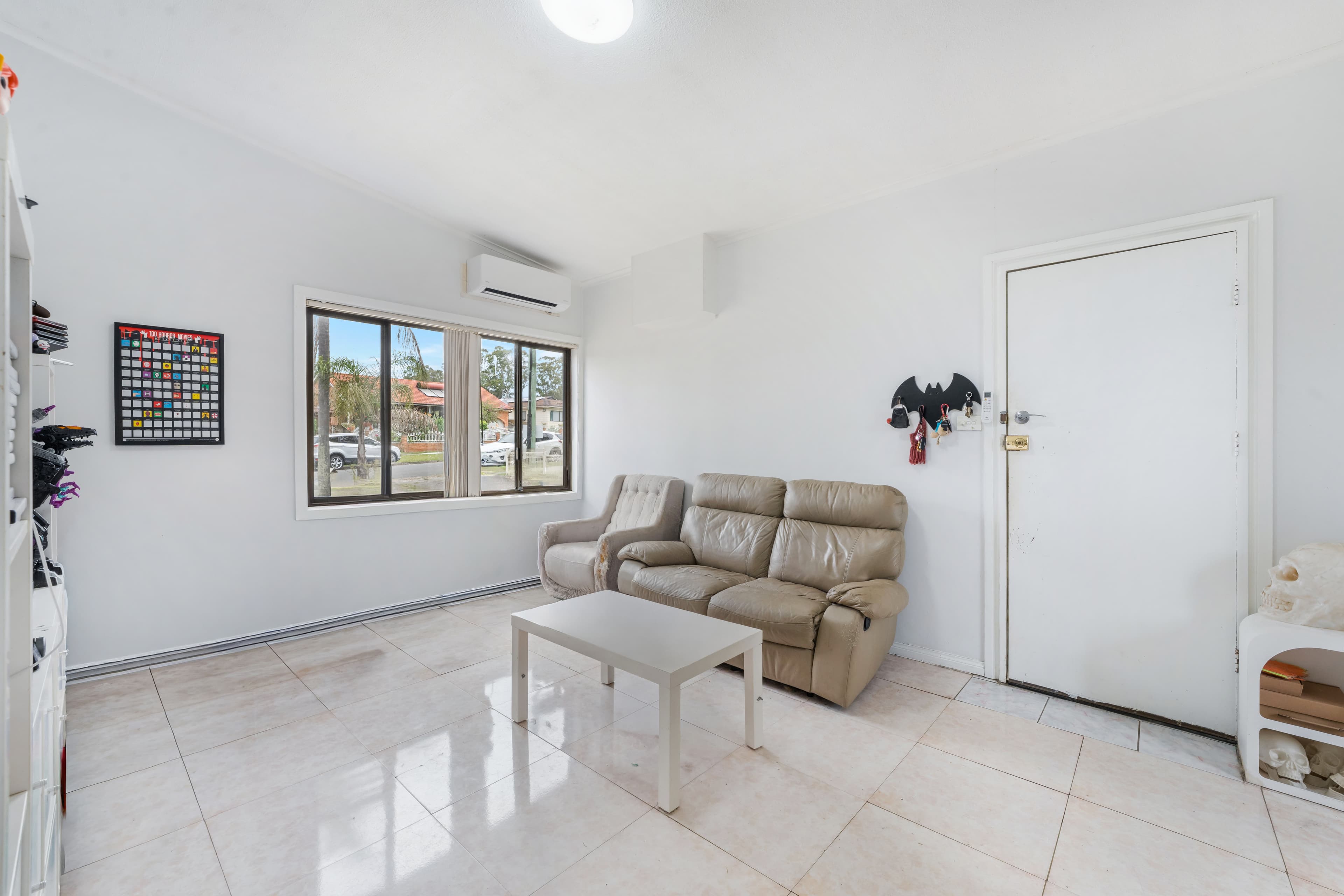95 & 95a De Meyrick Avenue, Lurnea, Lurnea - Thumbnail 4