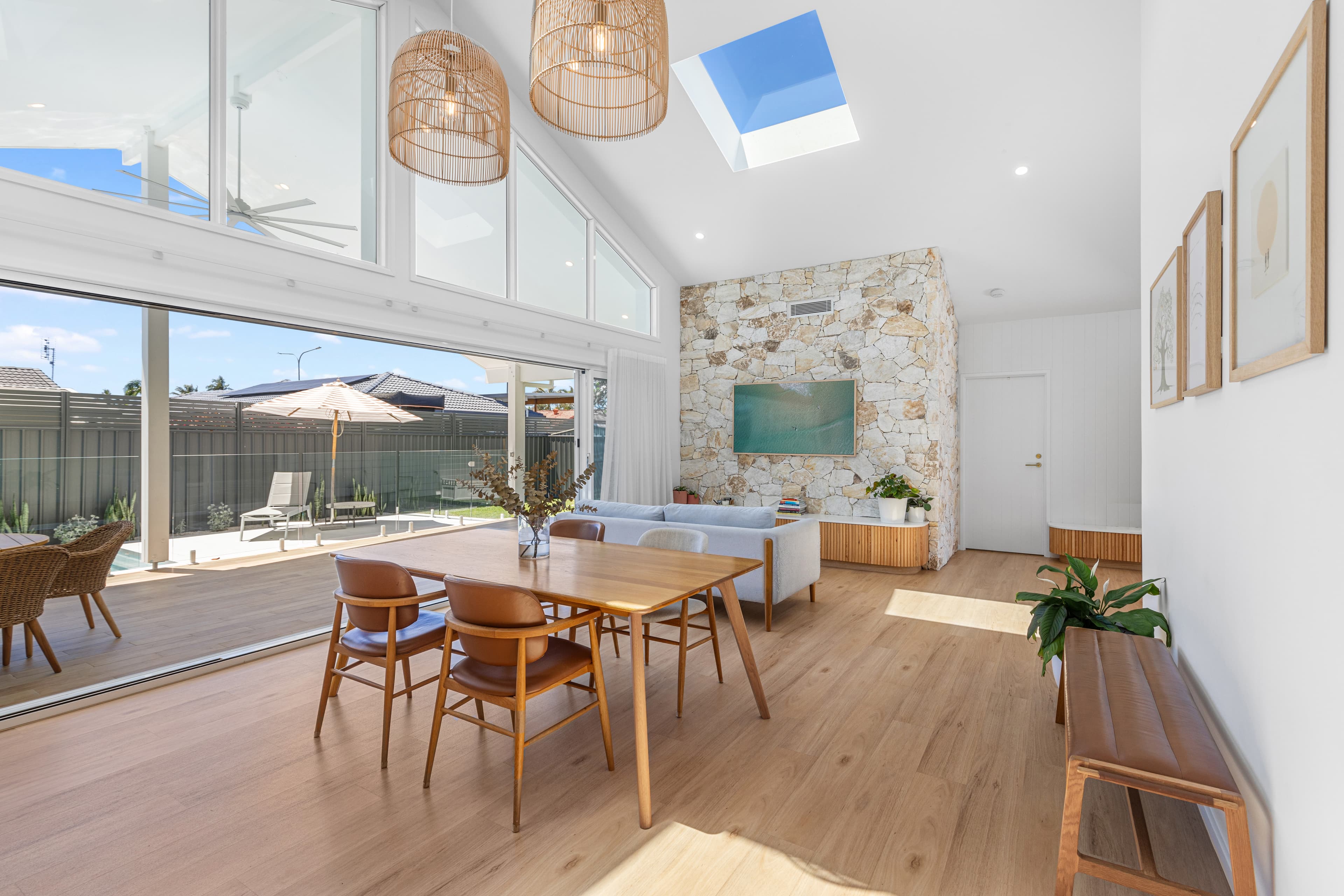 108 Auk Avenue, Burleigh Waters, Burleigh Waters - Thumbnail 3
