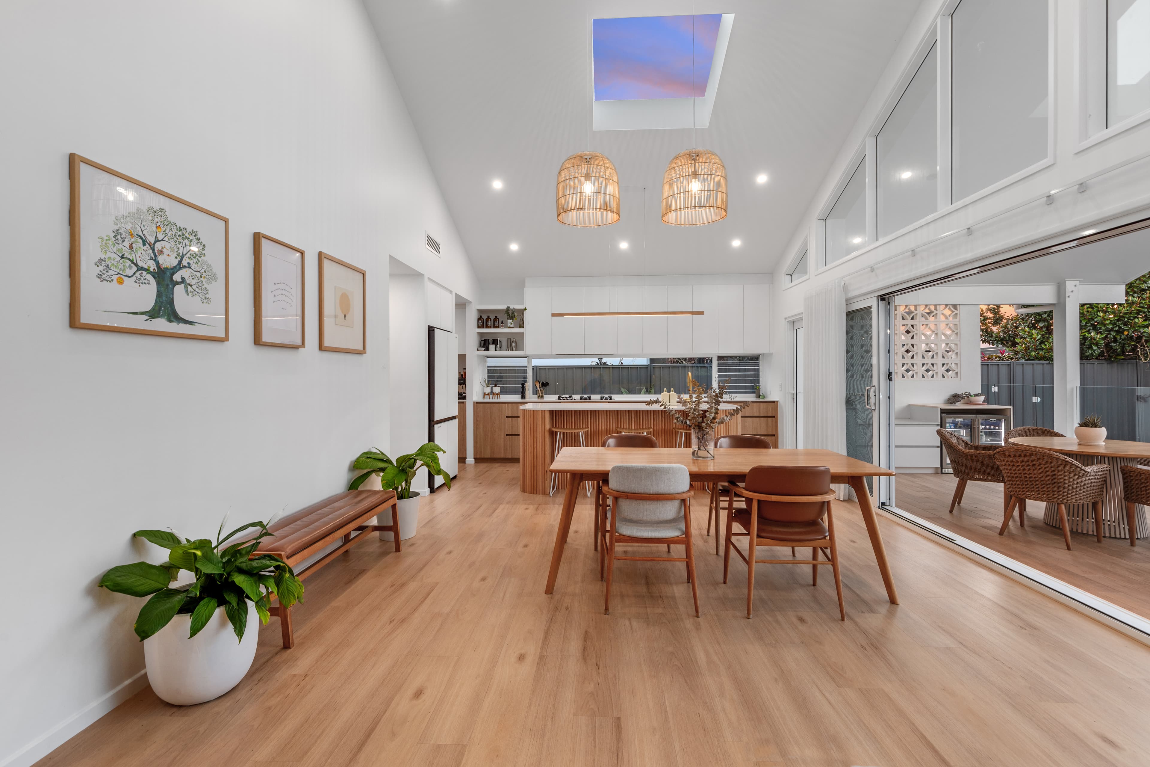 108 Auk Avenue, Burleigh Waters, Burleigh Waters - Thumbnail 4