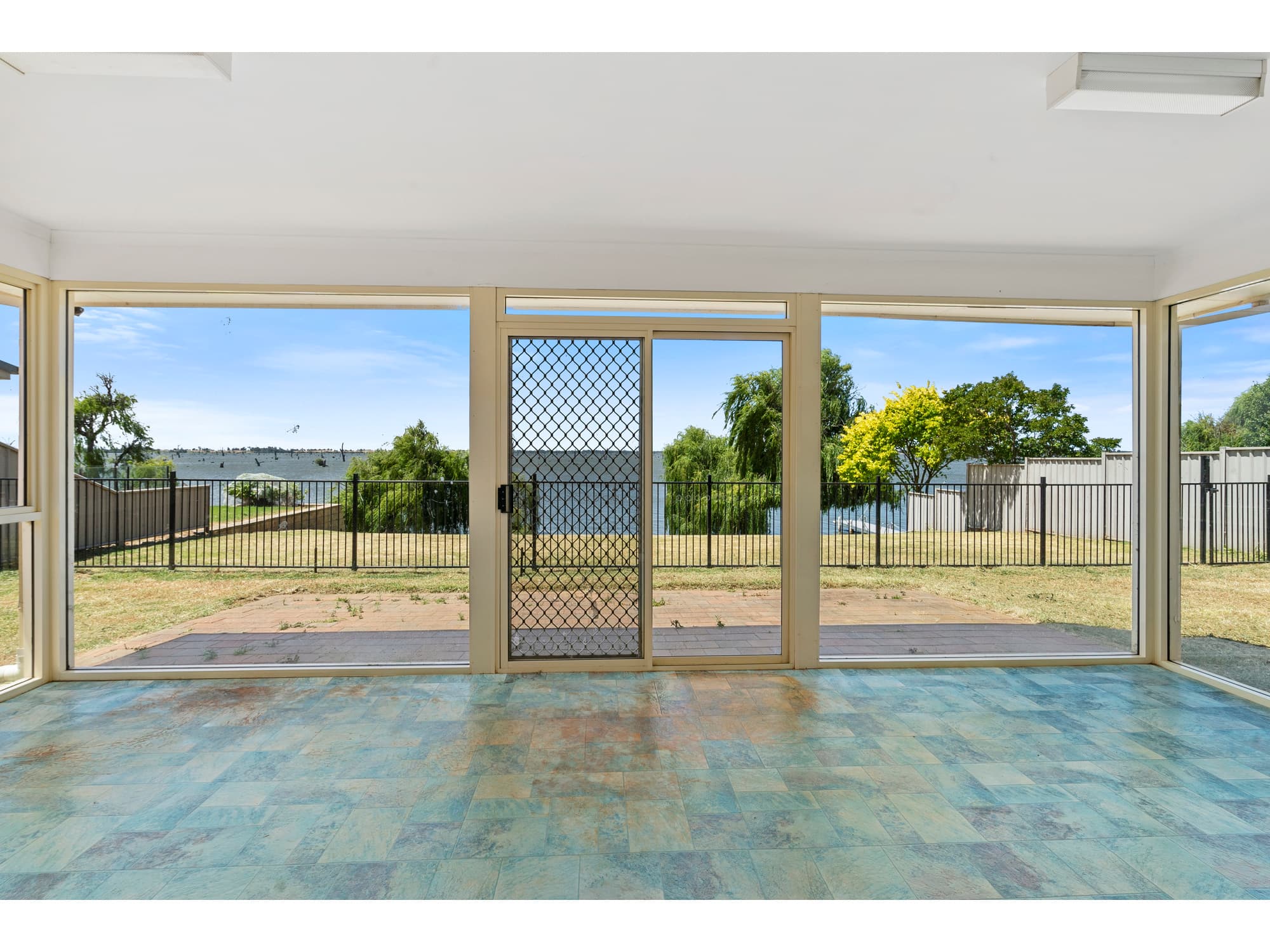 20 Rosemary Court, Yarrawonga, Yarrawonga - Thumbnail 3