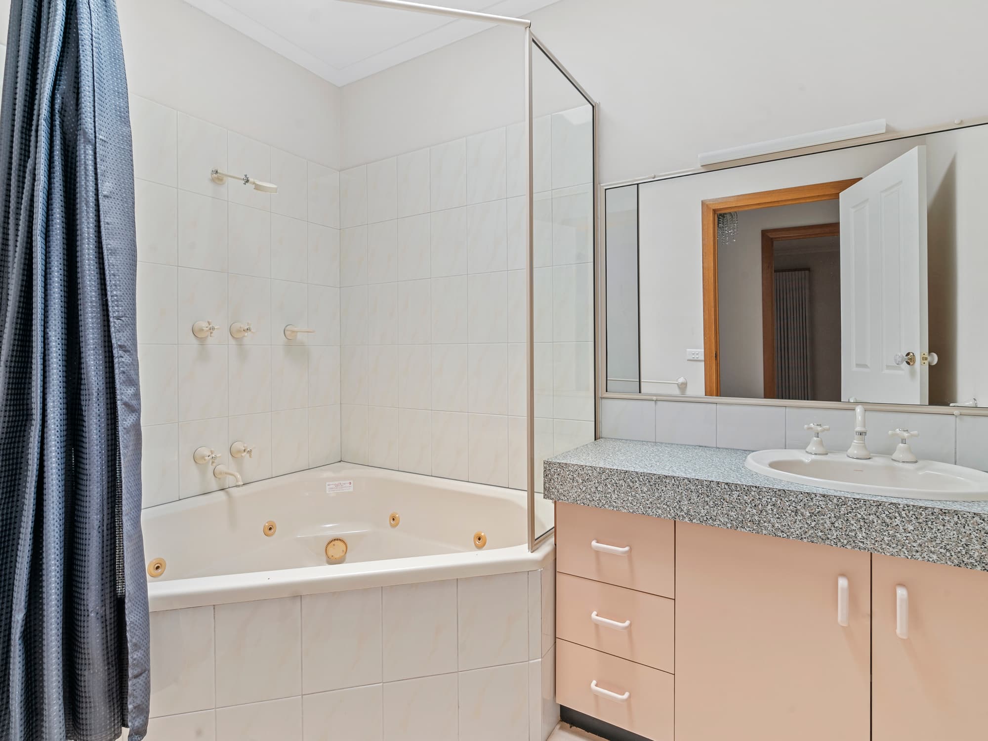 20 Rosemary Court, Yarrawonga, Yarrawonga - Thumbnail 8