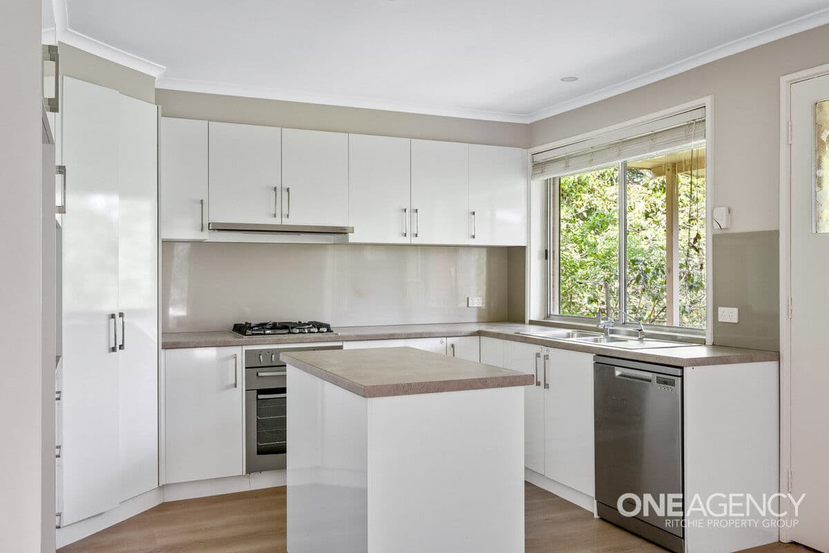 4 Robyn Road, Winmalee, Winmalee - Thumbnail 2