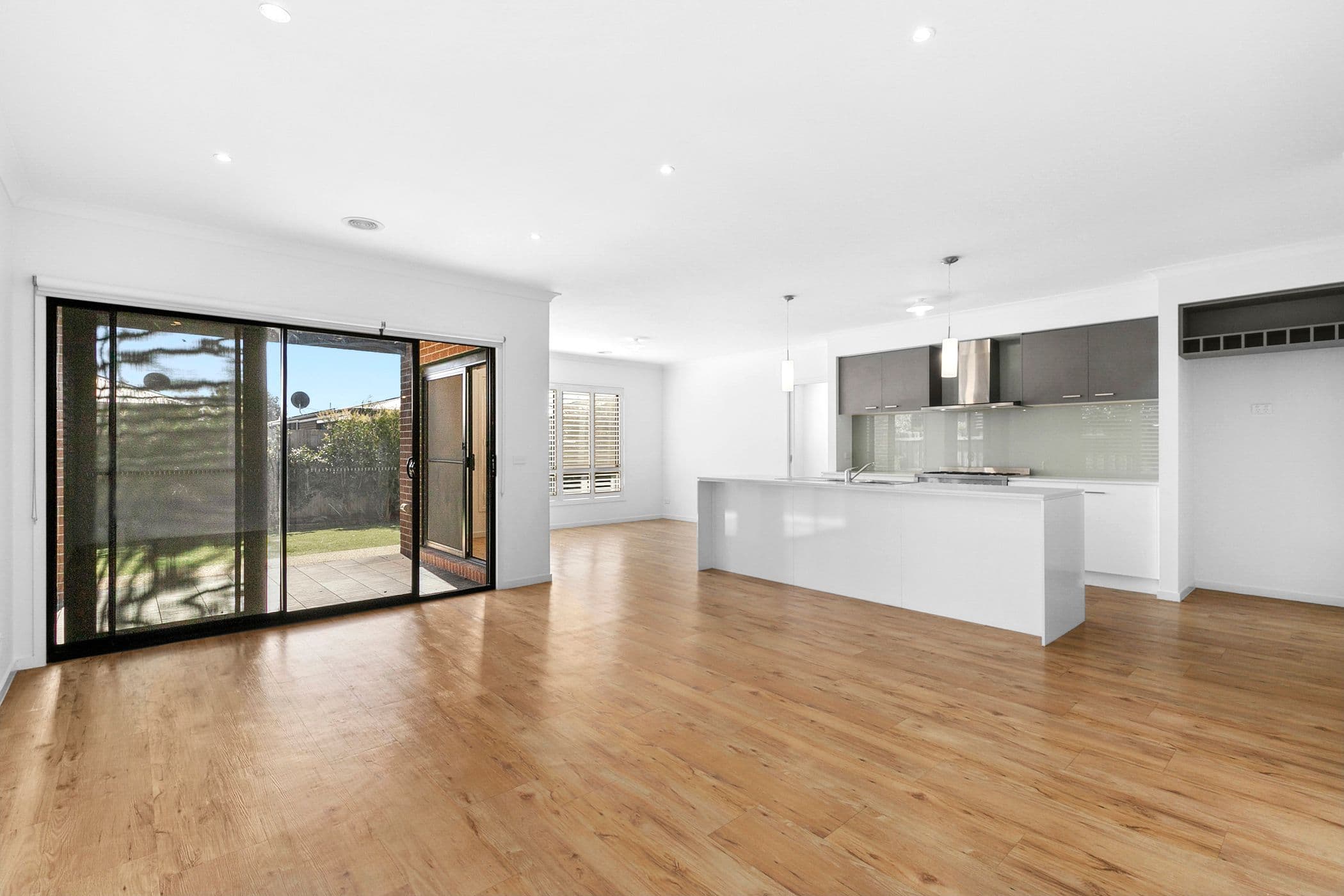 226 Warralily Boulevard, Armstrong Creek, Armstrong Creek - Thumbnail 3