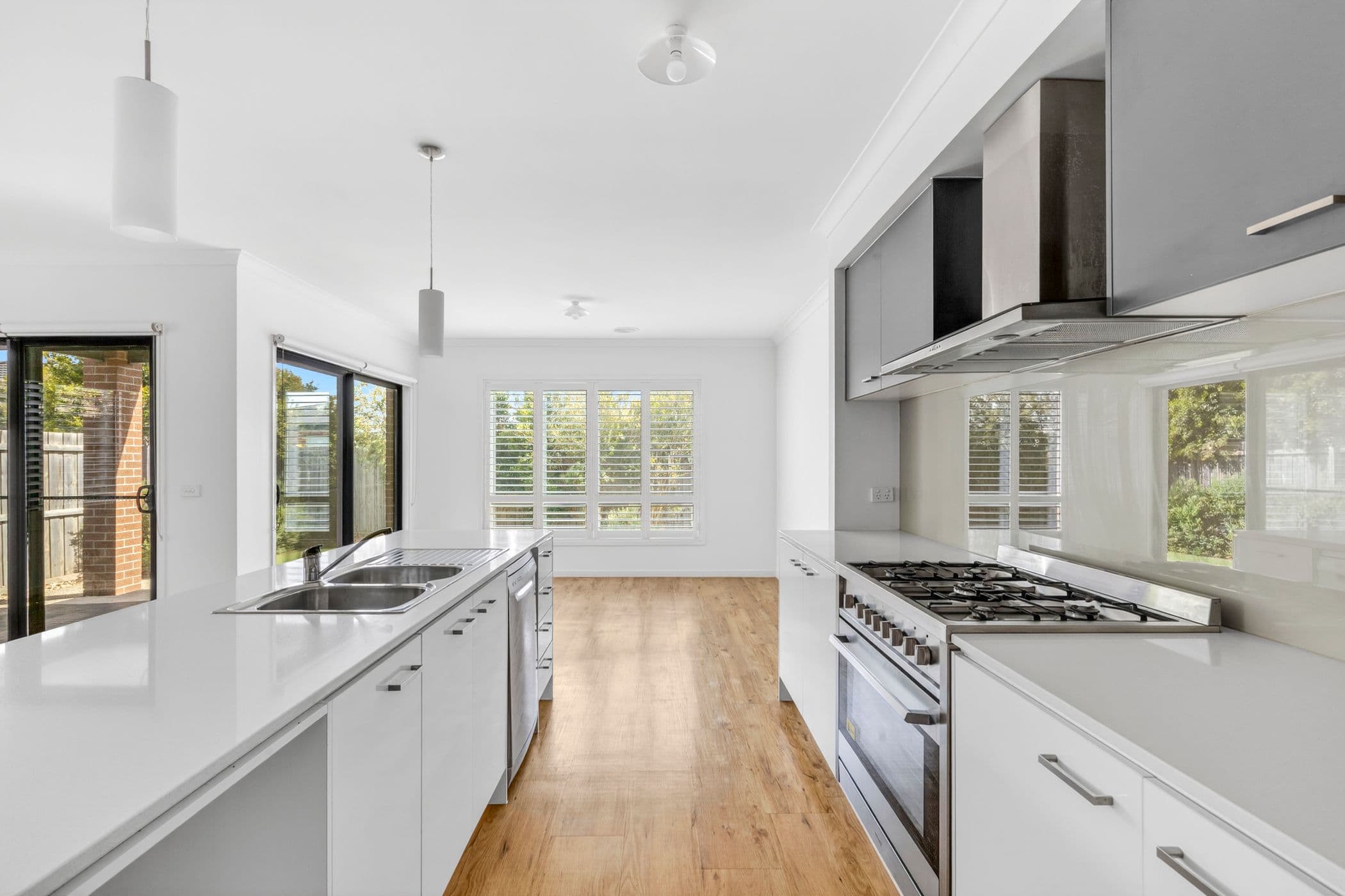 226 Warralily Boulevard, Armstrong Creek, Armstrong Creek - Thumbnail 6