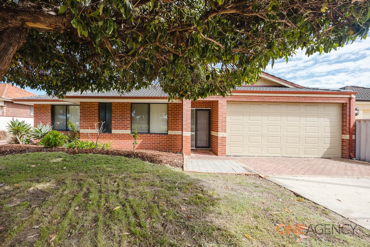 1/5 Barker Street, Bedford, Bedford - Image 1