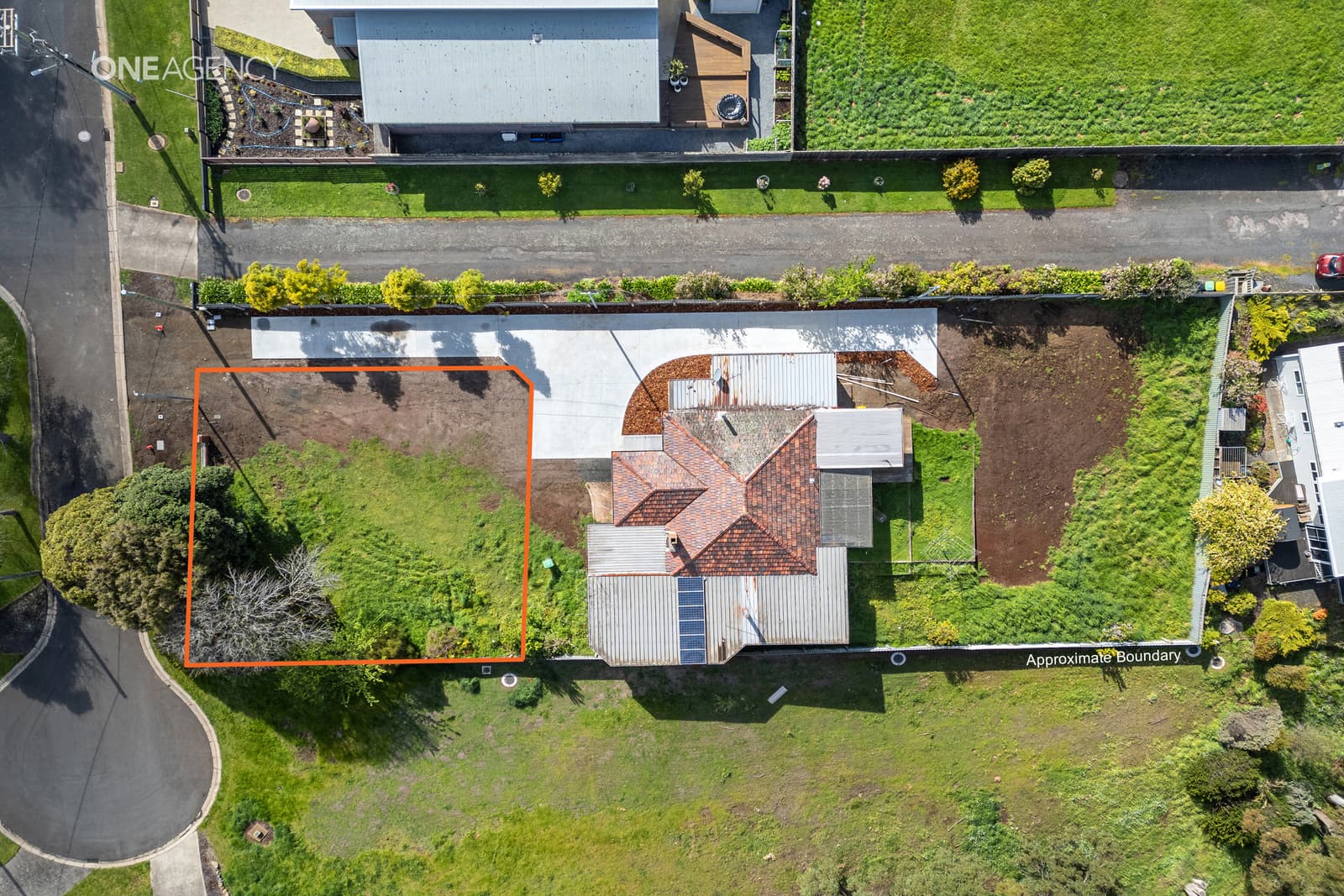 1 Marine Street, East Devonport, East Devonport - Thumbnail 2