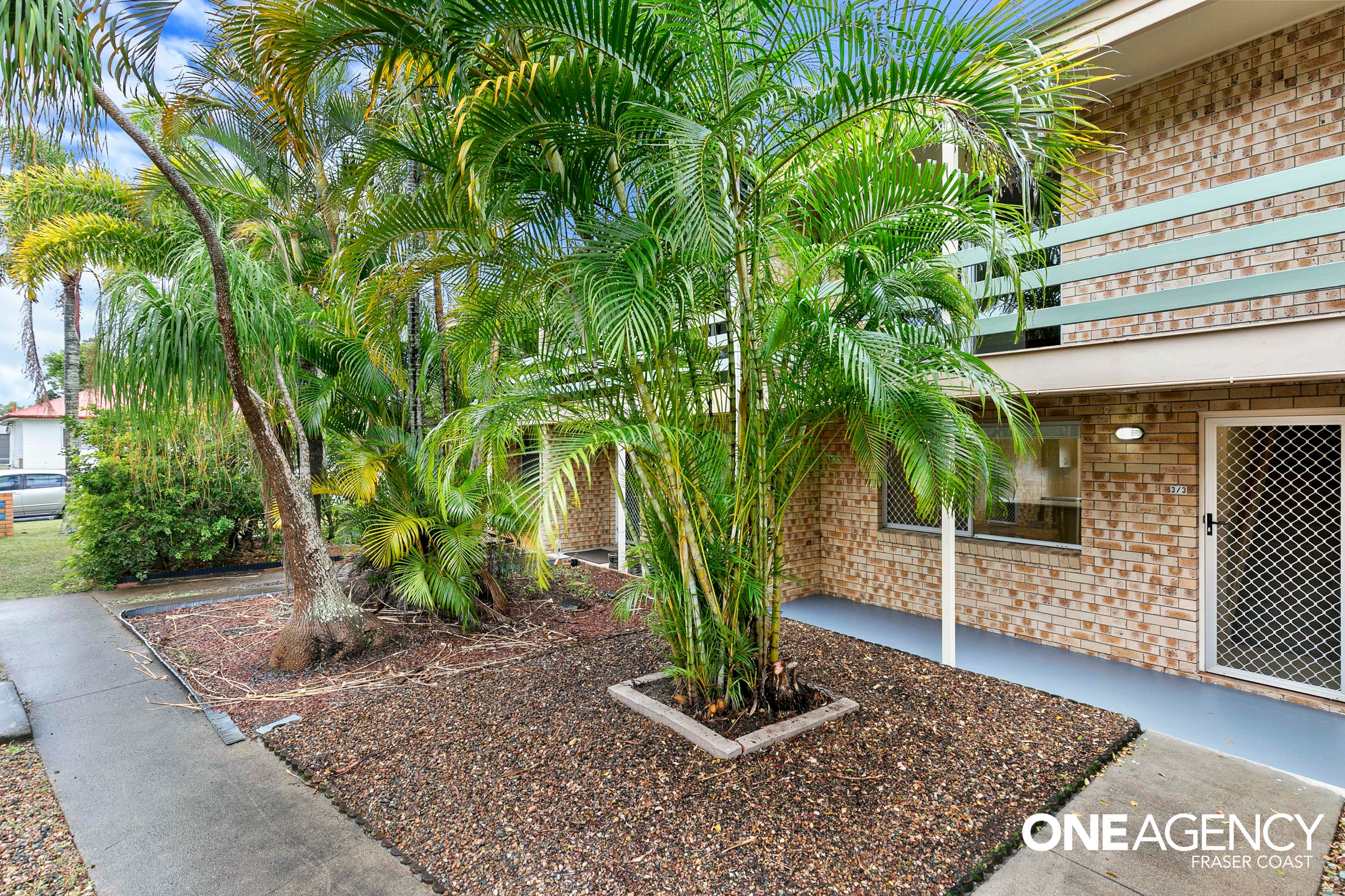 3/3 King Street, Urangan, Urangan - Image 1