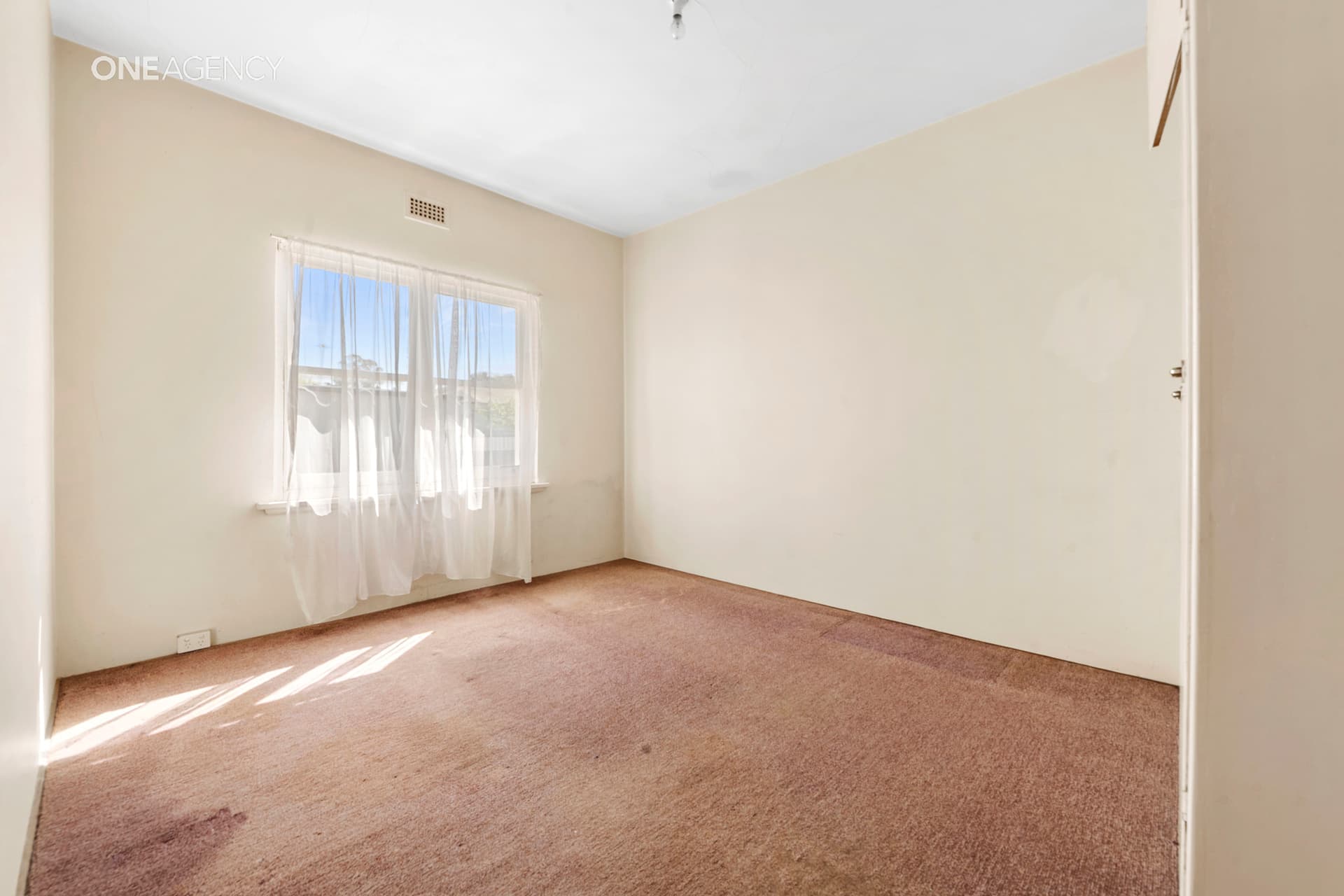 7 Cross Street, East Devonport, East Devonport - Thumbnail 8
