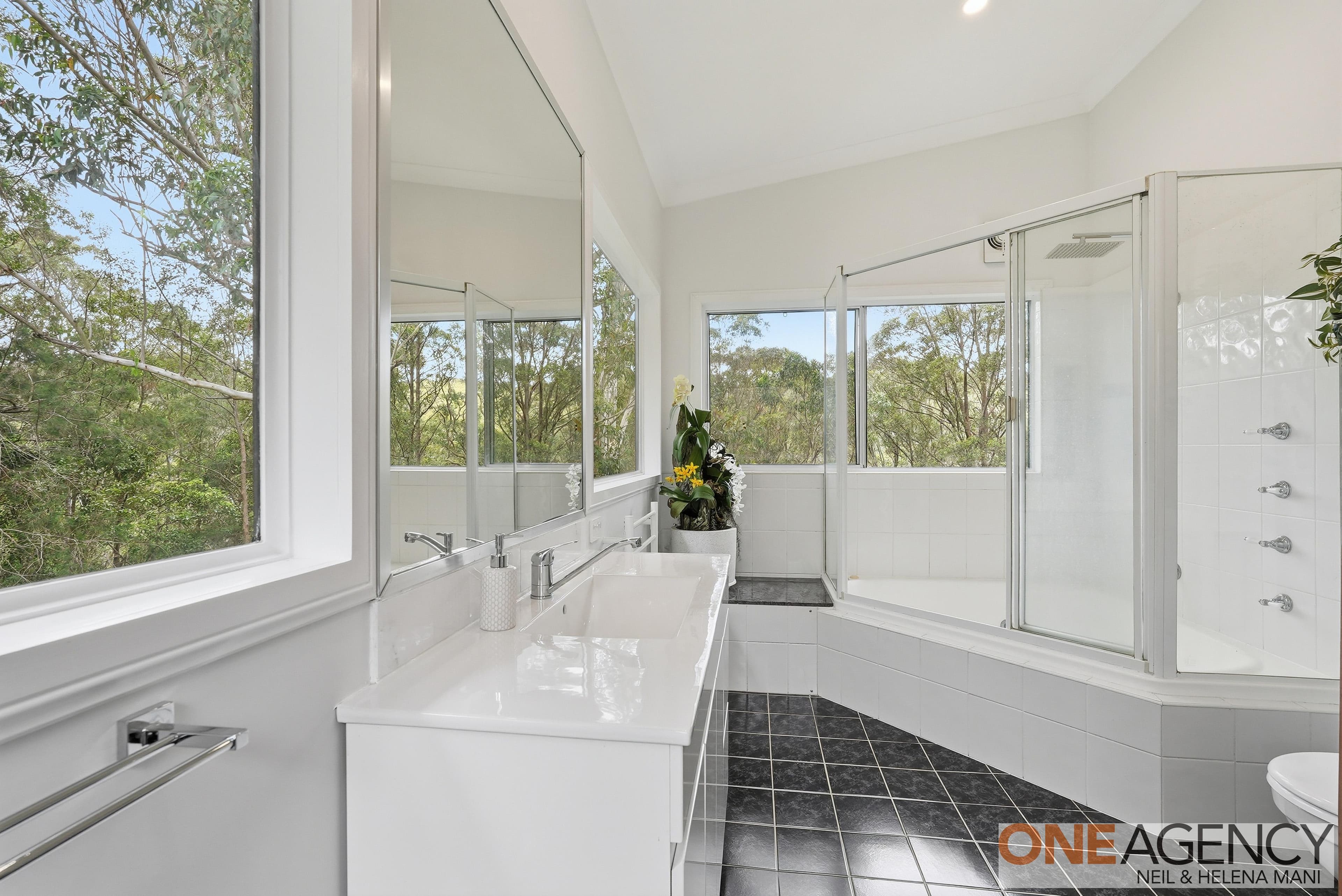 24 South Crescent, North Gosford, North Gosford - Thumbnail 7