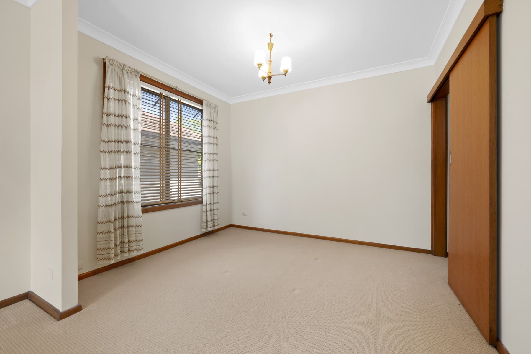 24 Myrtle Street, Normanhurst, Normanhurst - Thumbnail 4