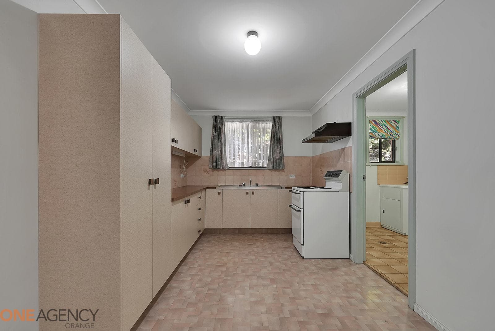 57 Torulosa Way, Orange, Orange - Thumbnail 2