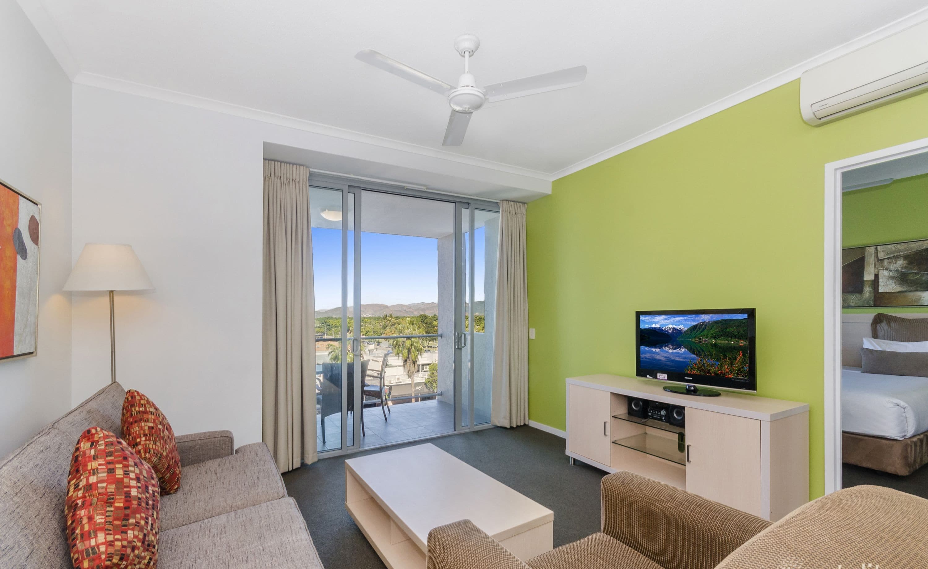 908/2 Dibbs Street, South Townsville, South Townsville - Thumbnail 3