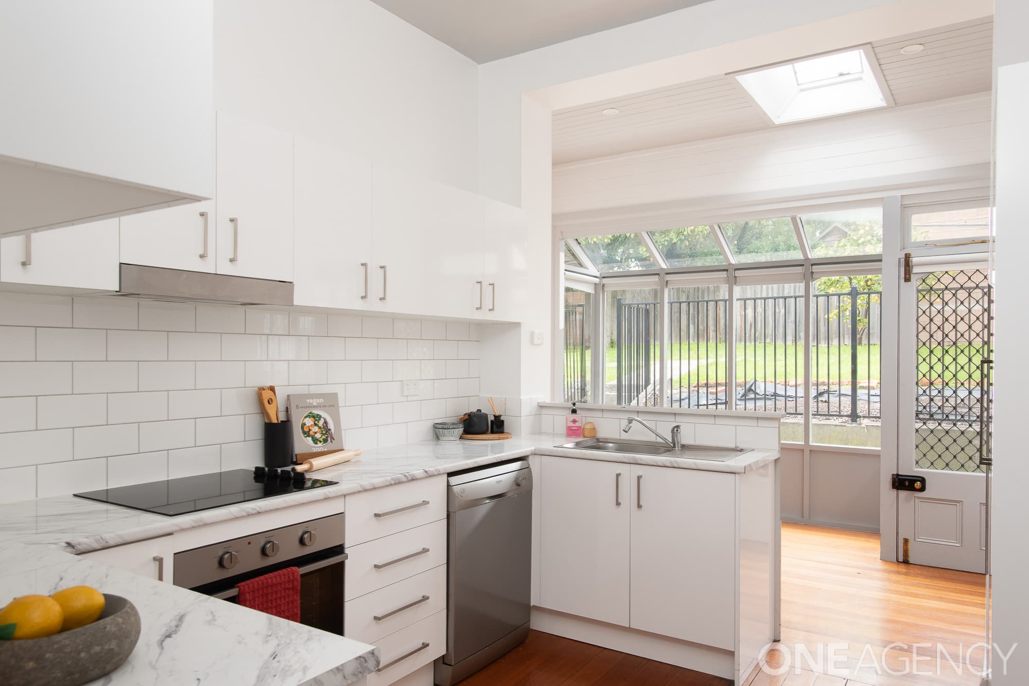 52 Racecourse Crescent, Launceston, Launceston - Thumbnail 2
