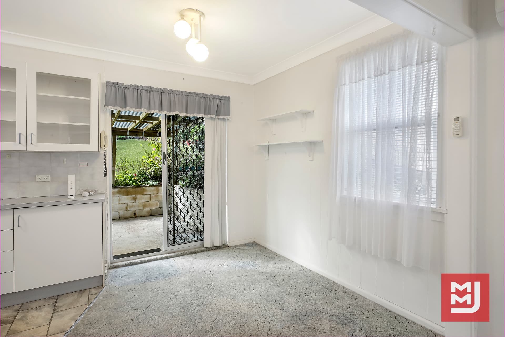 94 Nottingham Street, Berkeley, Berkeley - Thumbnail 6