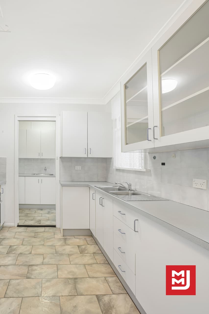 94 Nottingham Street, Berkeley, Berkeley - Thumbnail 8