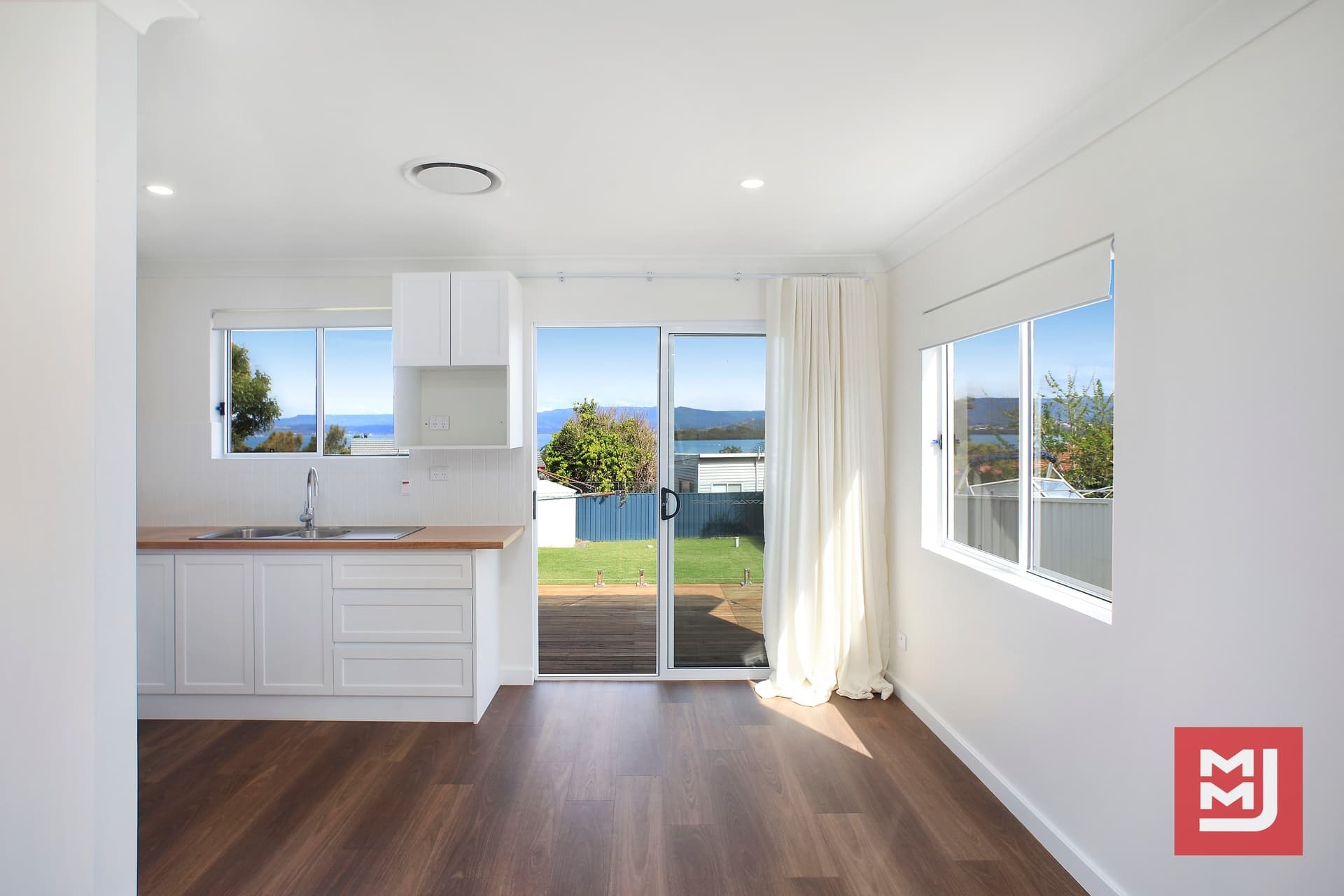 175 Northcliffe Drive, Berkeley, Berkeley - Thumbnail 2