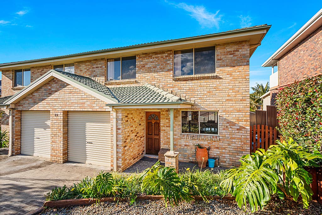 2/24 Cunningham Street, Kiama Downs, Kiama Downs - Image 1